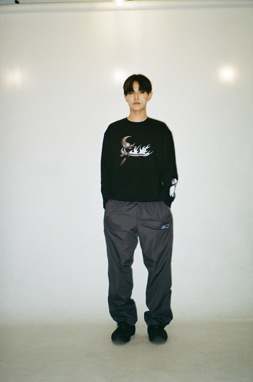 PE.°CORE FIRE SWORD SWEATSHIRT (BLACK)