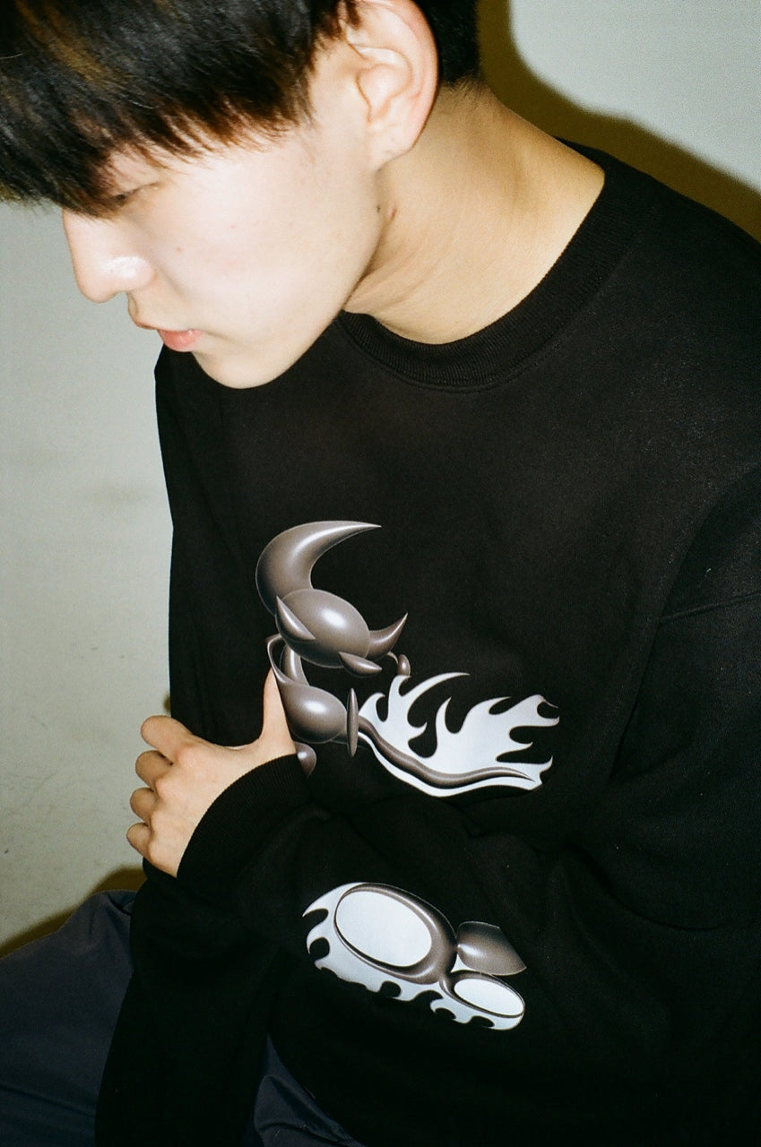 PE.°CORE FIRE SWORD SWEATSHIRT (BLACK)