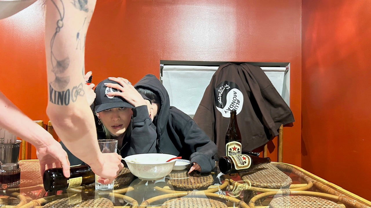 "gambling × BLUEMONDAY" 15.6oz Zip Up Hoodie Brown