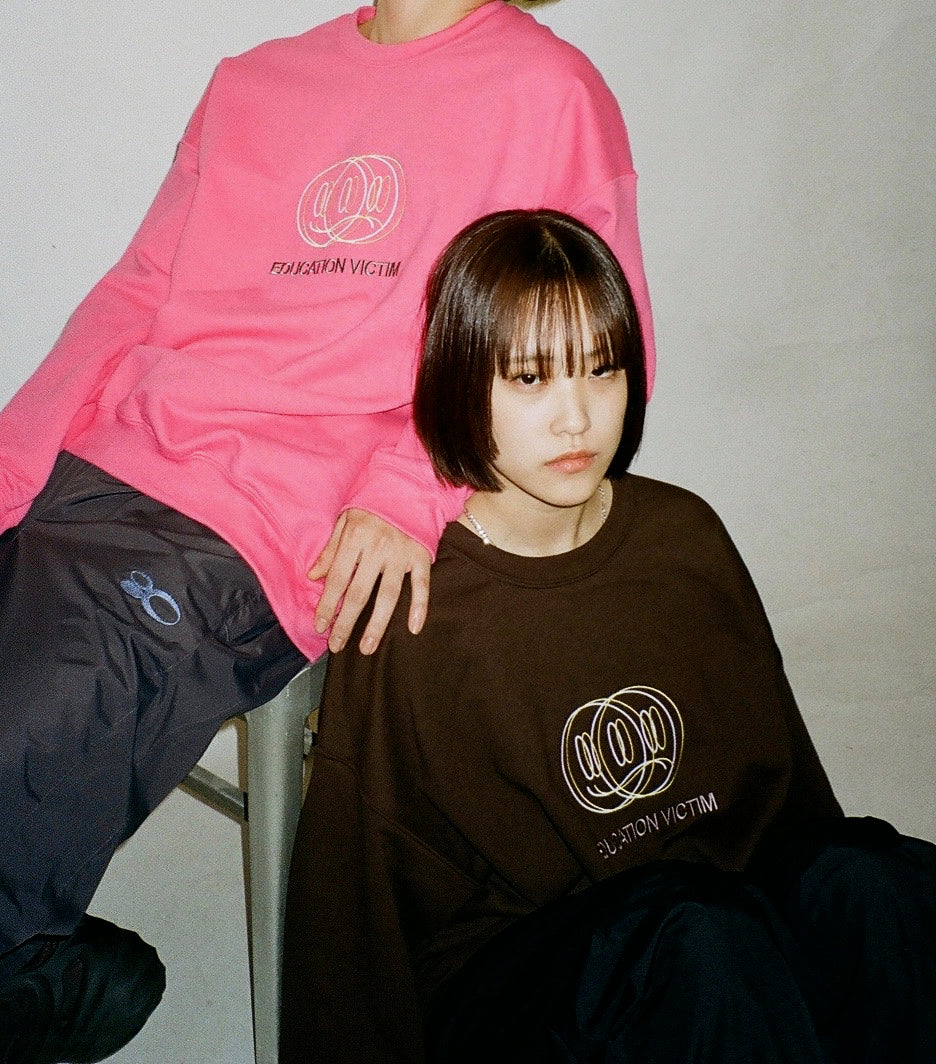 GAMBLING EDUCATION VICTIM CREWNECK SWEATSHIRT BRN