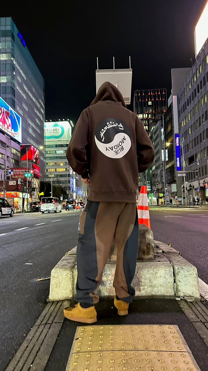 "gambling × BLUEMONDAY" 15.6oz Zip Up Hoodie Brown
