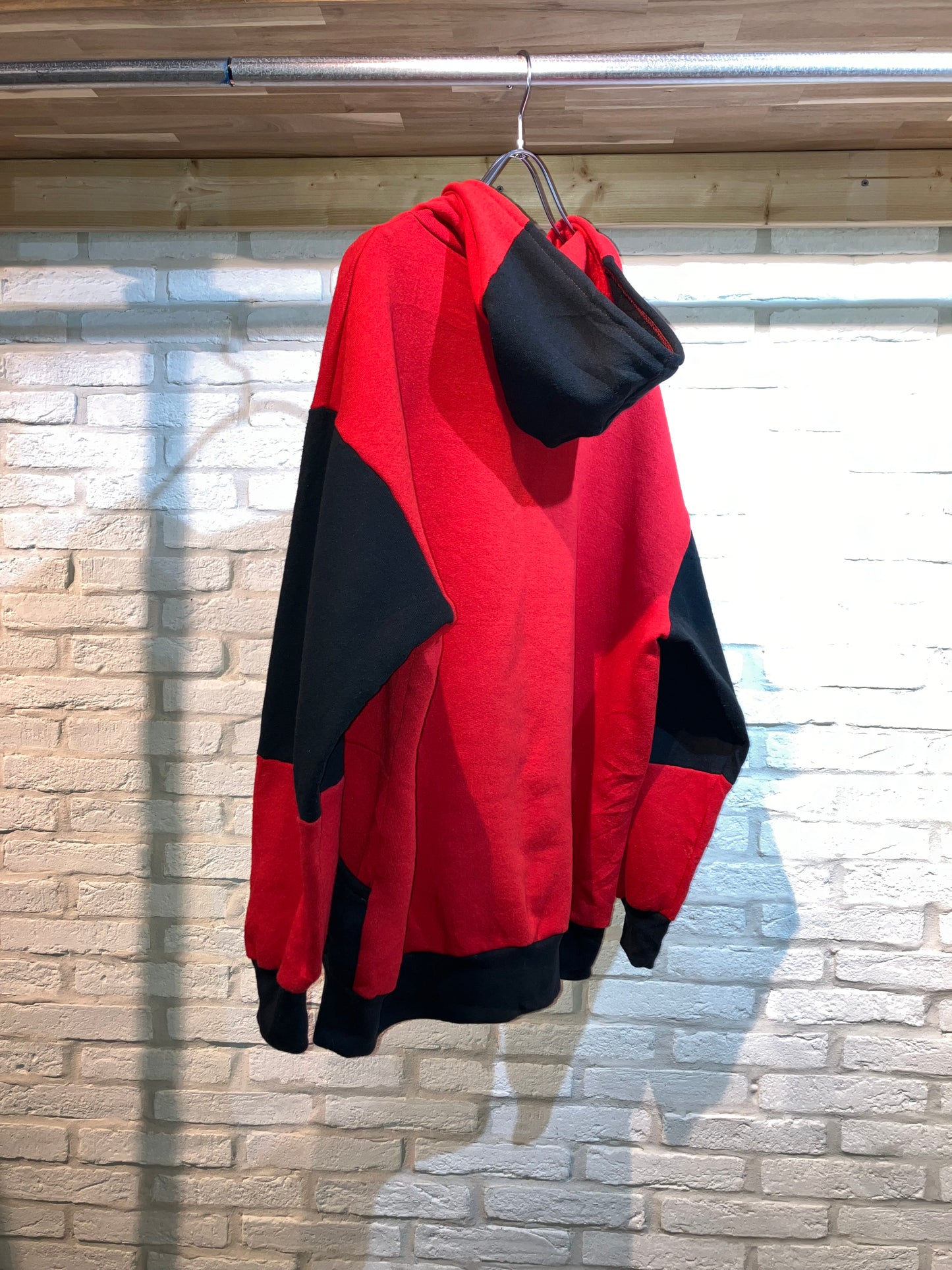 "Dockers" Vintage Black&Red Hoodie "Jorden Lake"