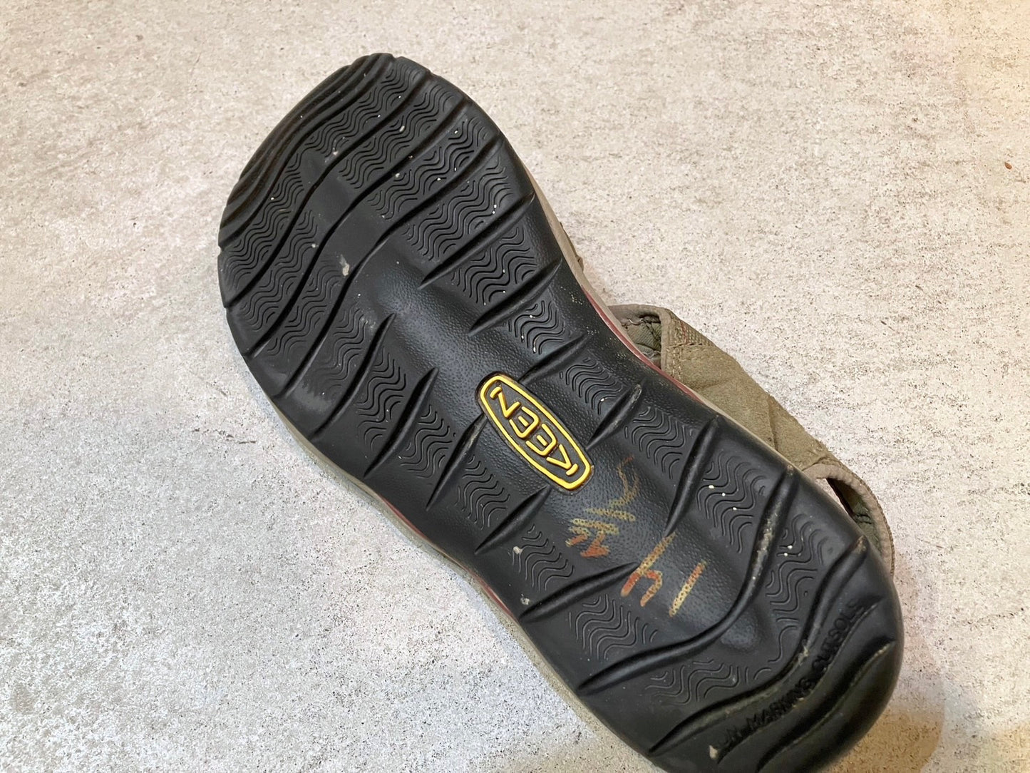 "KEEN" 00s Design Sandal