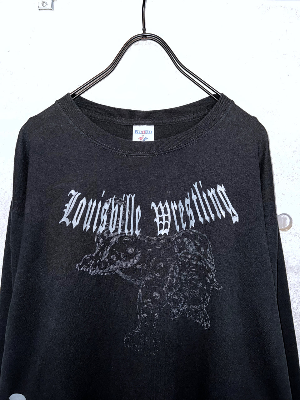 old Louisville Wrestling 豹 Long Sleeve T-shirt