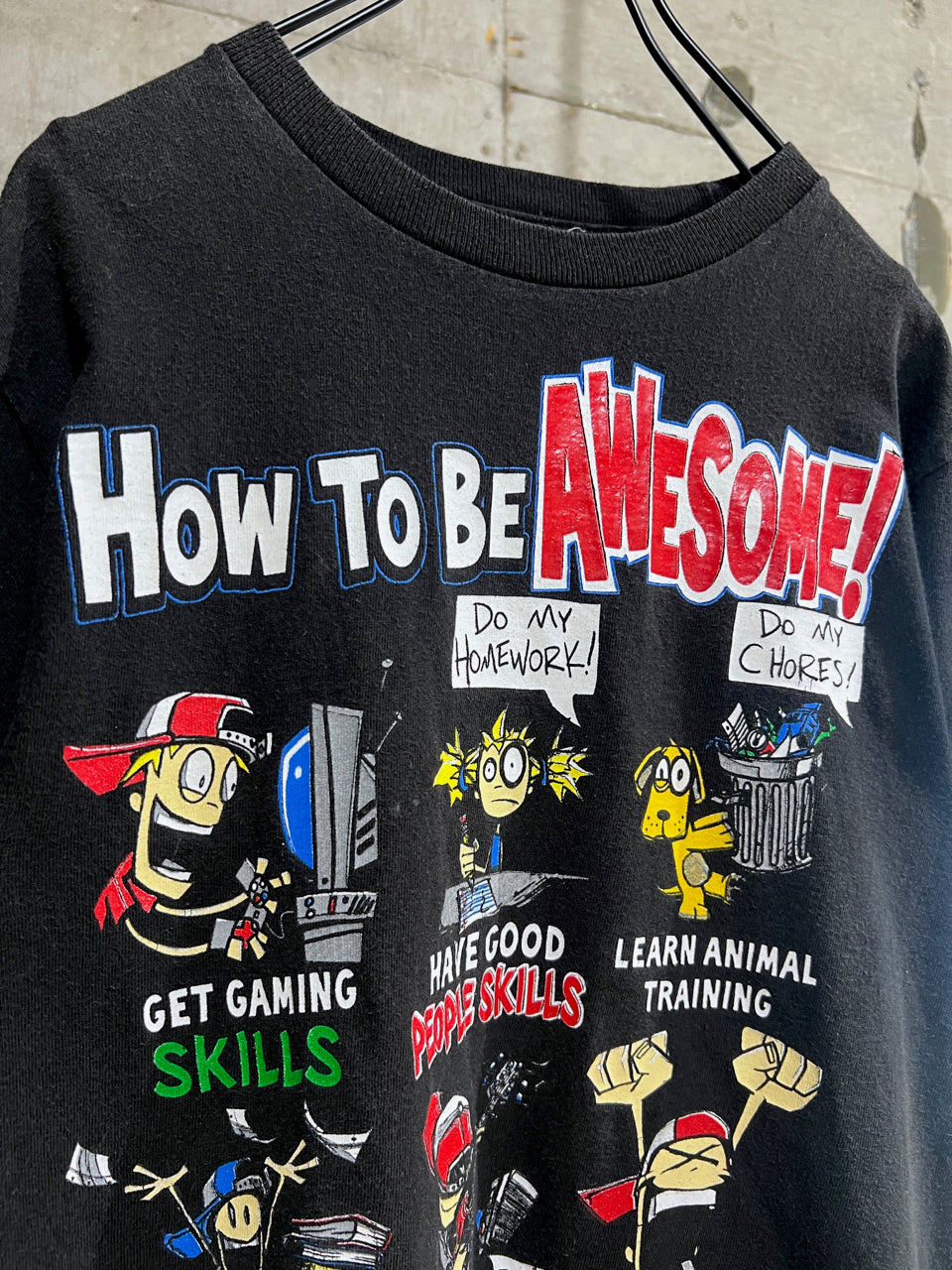 00s vintage How To Be Awesome Tee