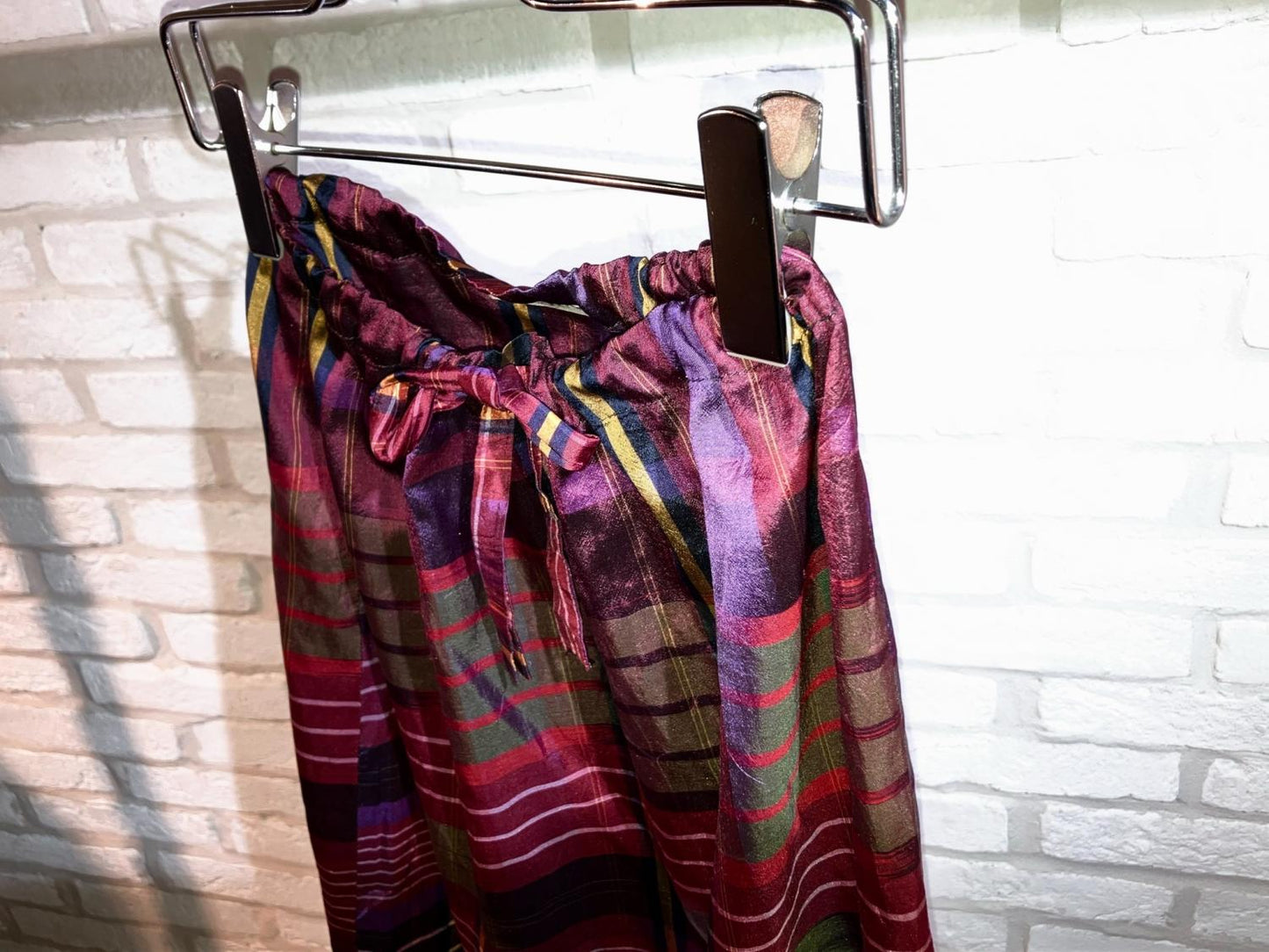 Old Cute &Cool Check Silk Skirt