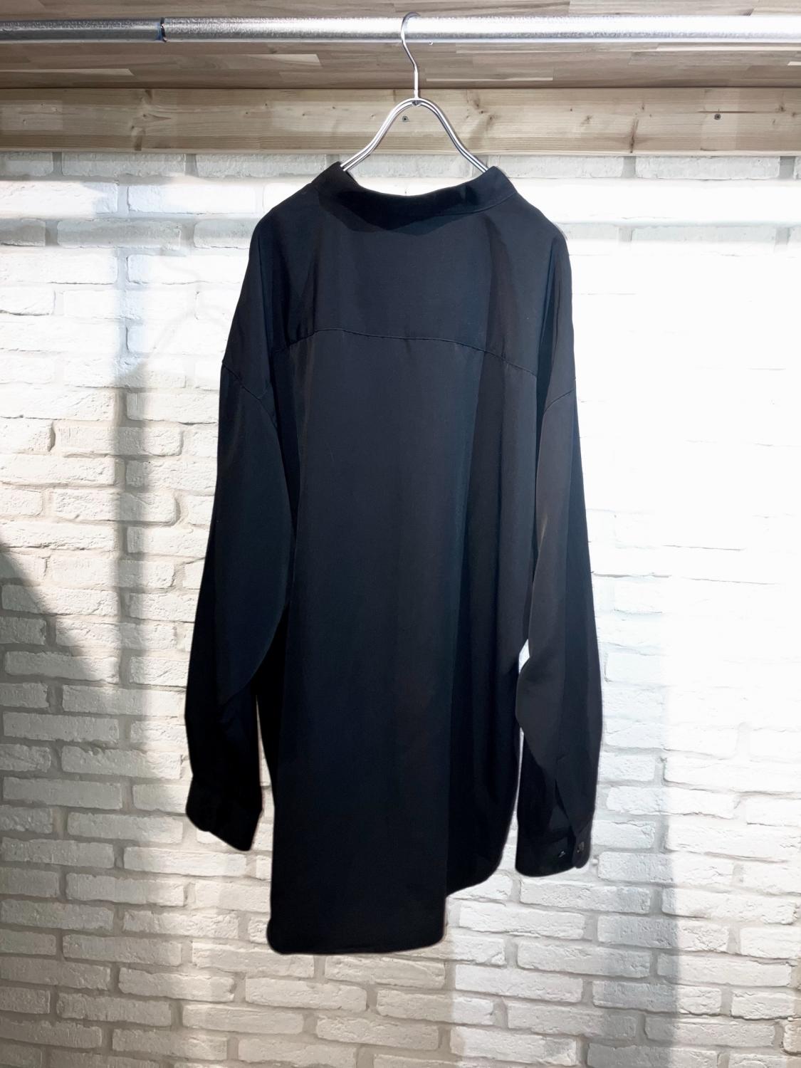 00s Oversized "Rayon Like" Poly Shirt