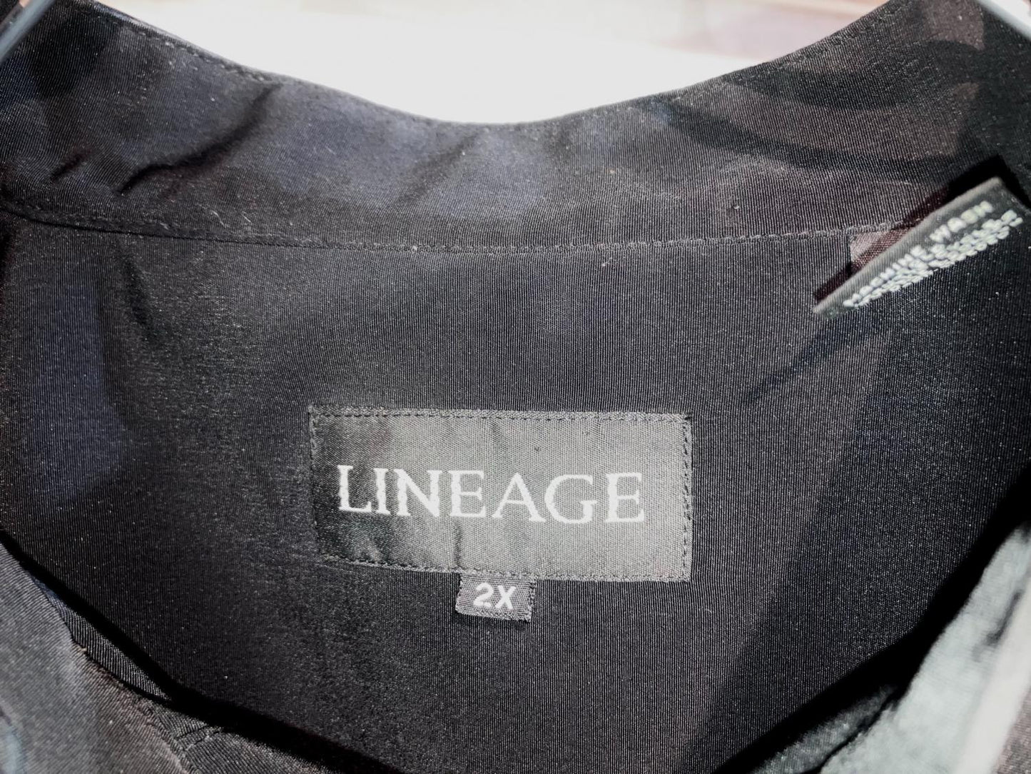 00s Oversized "Rayon Like" Poly Shirt