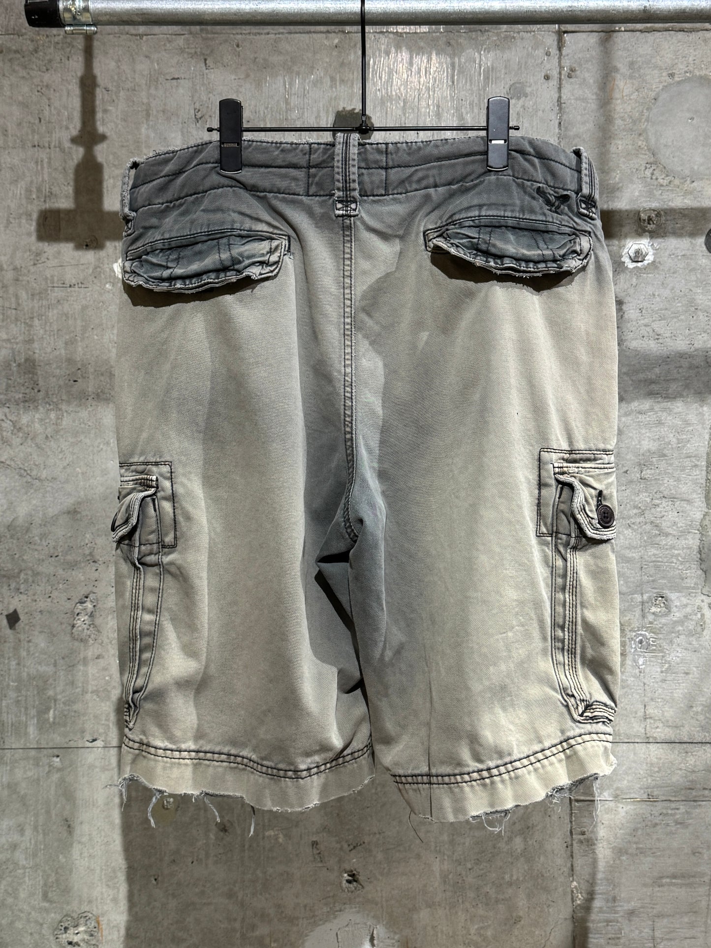 00s American Eagle Outfitters Cargo Shorts