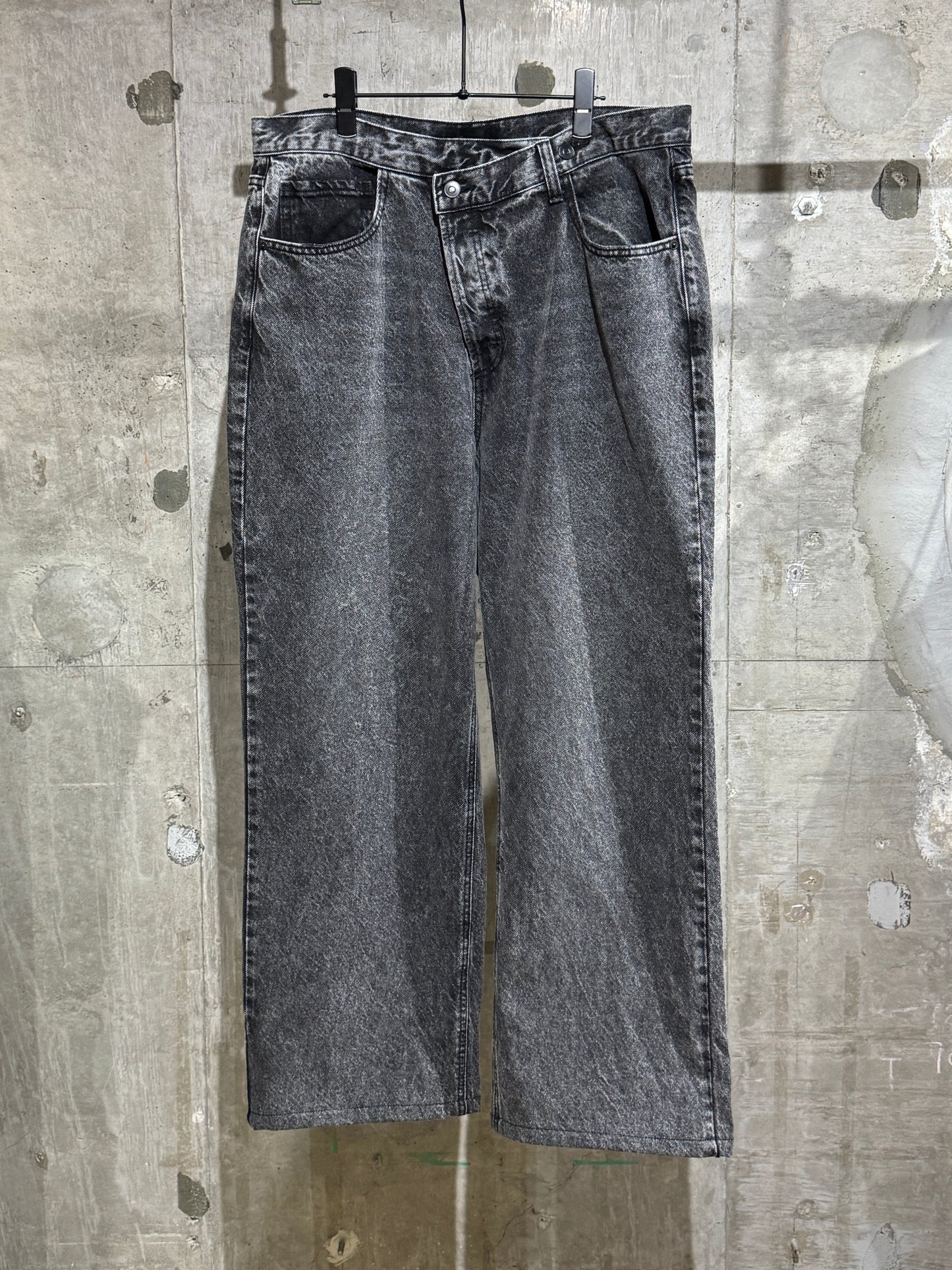 10's Black Wide Denim Pants