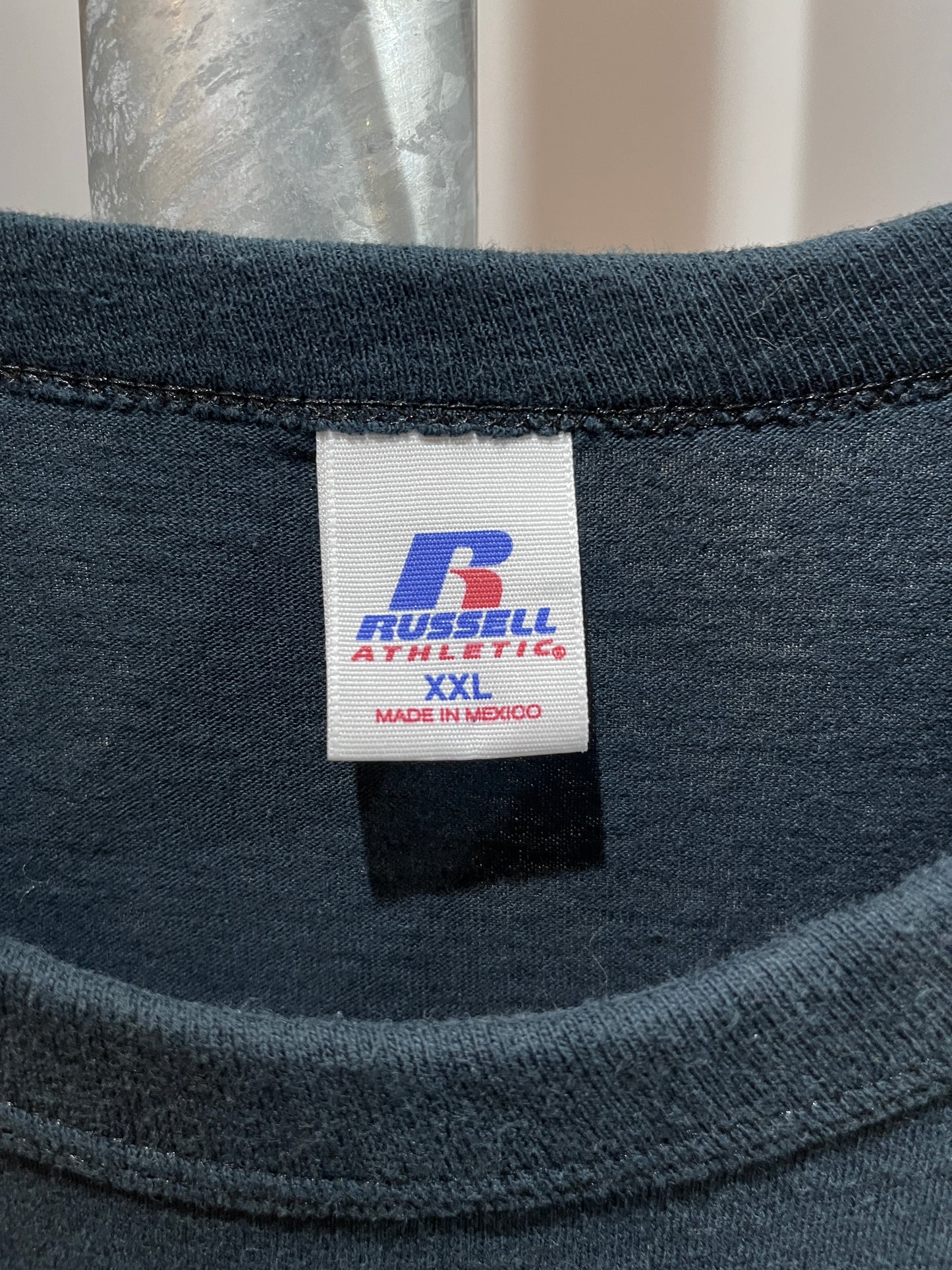 RUSSELL sleeveless shirt