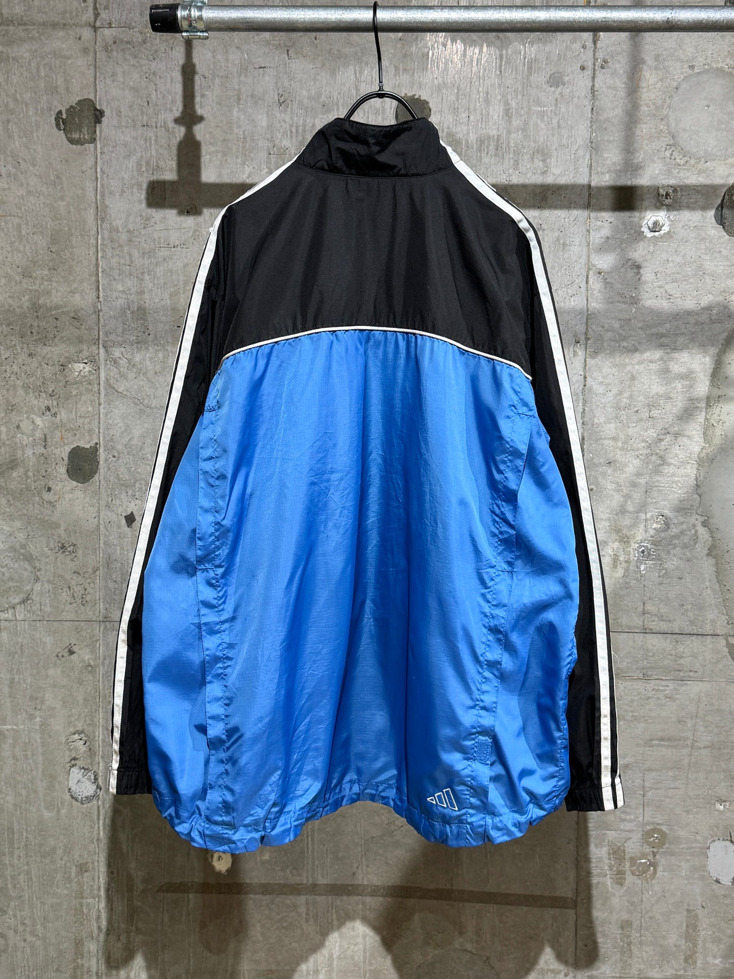 90's Vintage Adidas Lightweight Nylon Jacket
