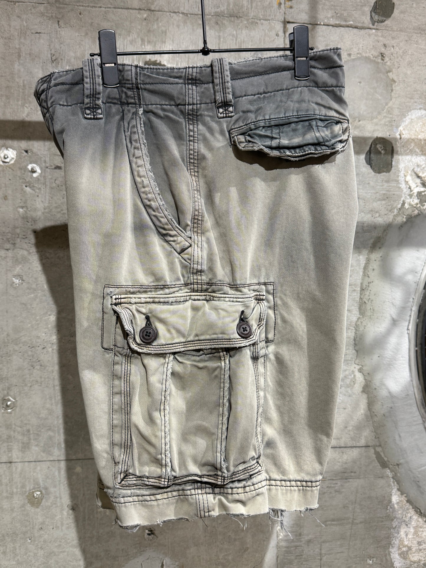 00s American Eagle Outfitters Cargo Shorts