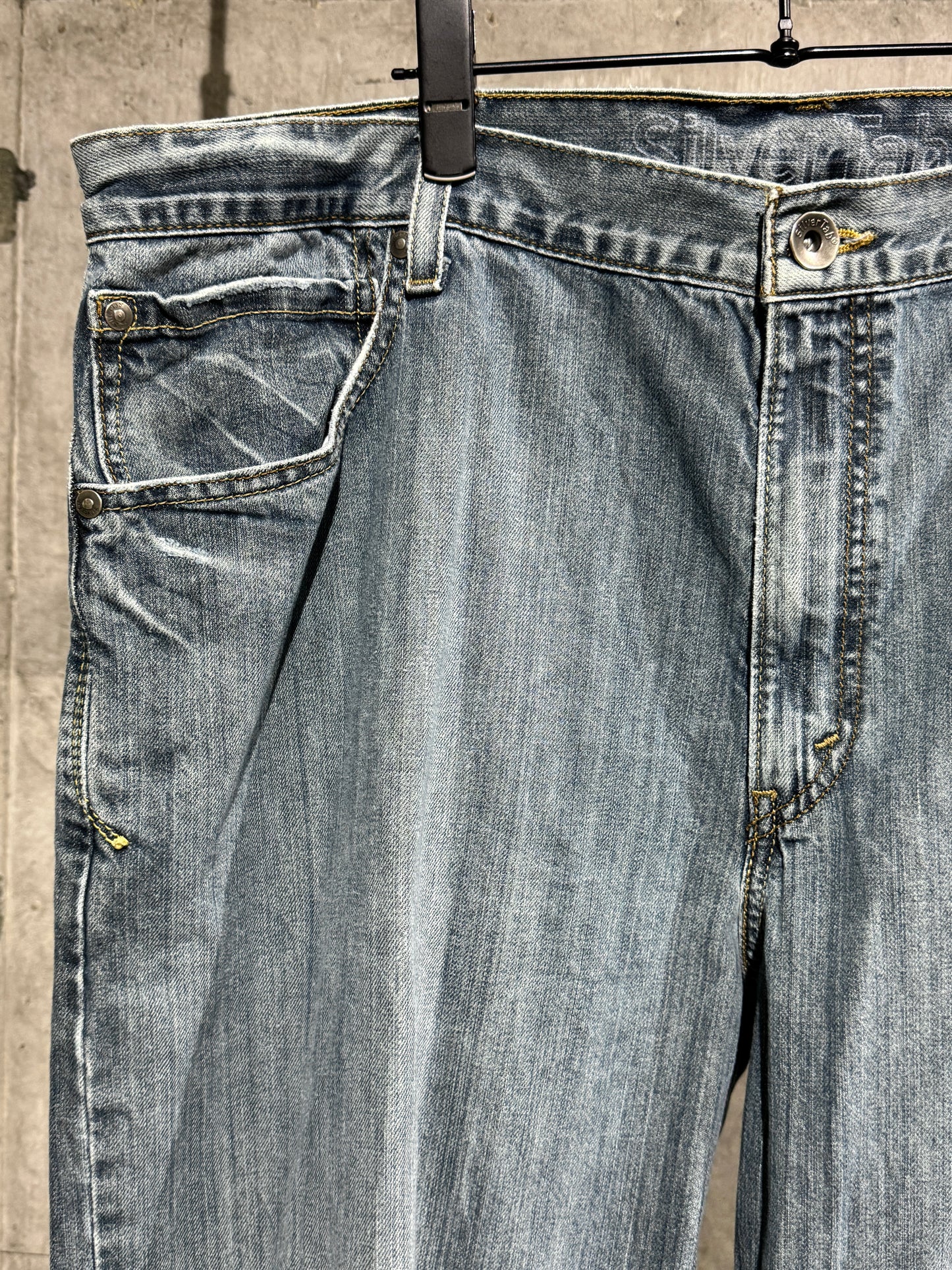 Silver Tab Baggy Jeans