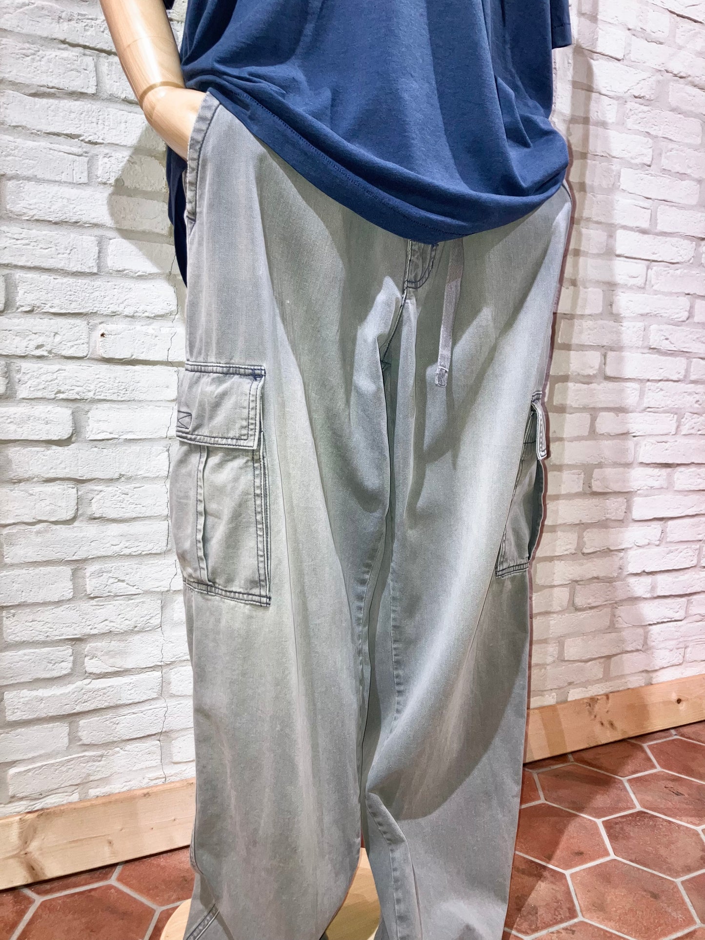 "OLD NAVY" Old Good Faded Cargo Pants