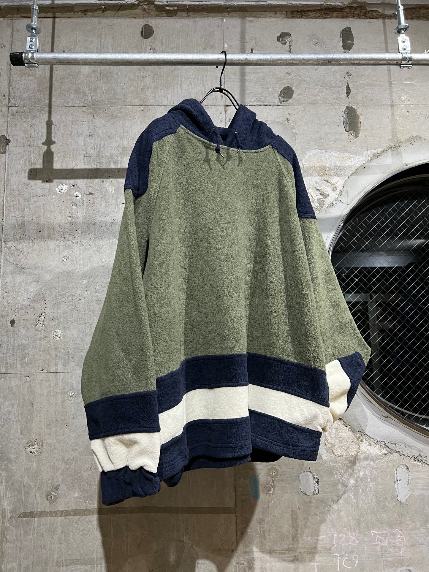 00s Fleecer Colorblock Hoodie