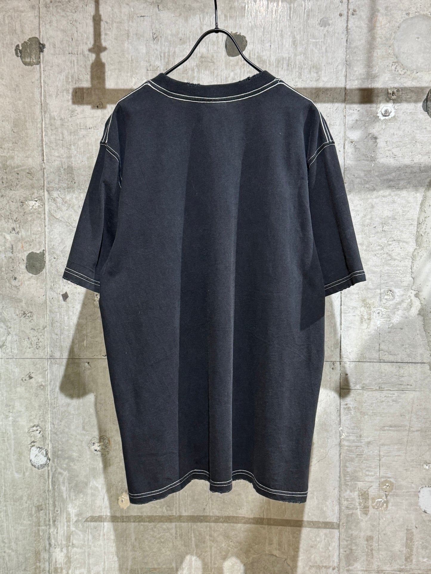 Empyre Tee