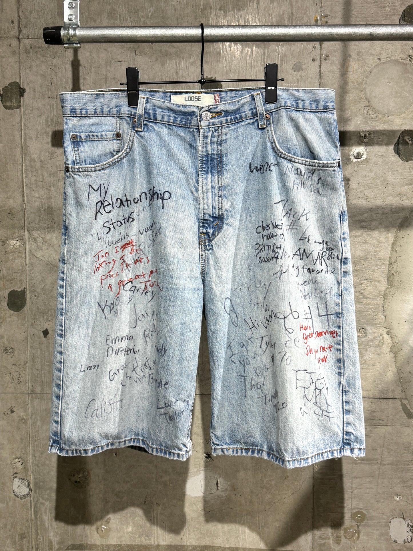 Levi's 569 Graffiti Shorts