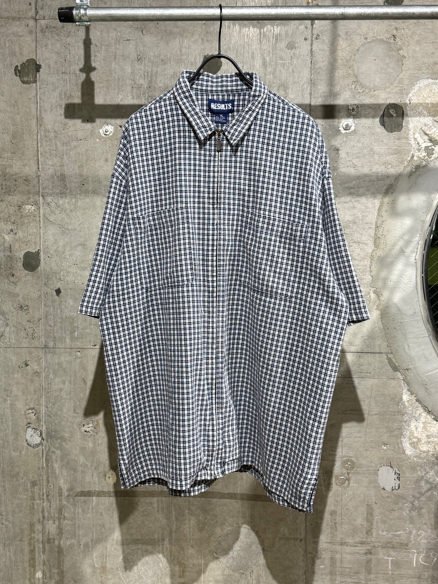 00s RESULTS Lightweight Zip-up Plaid Shirt
