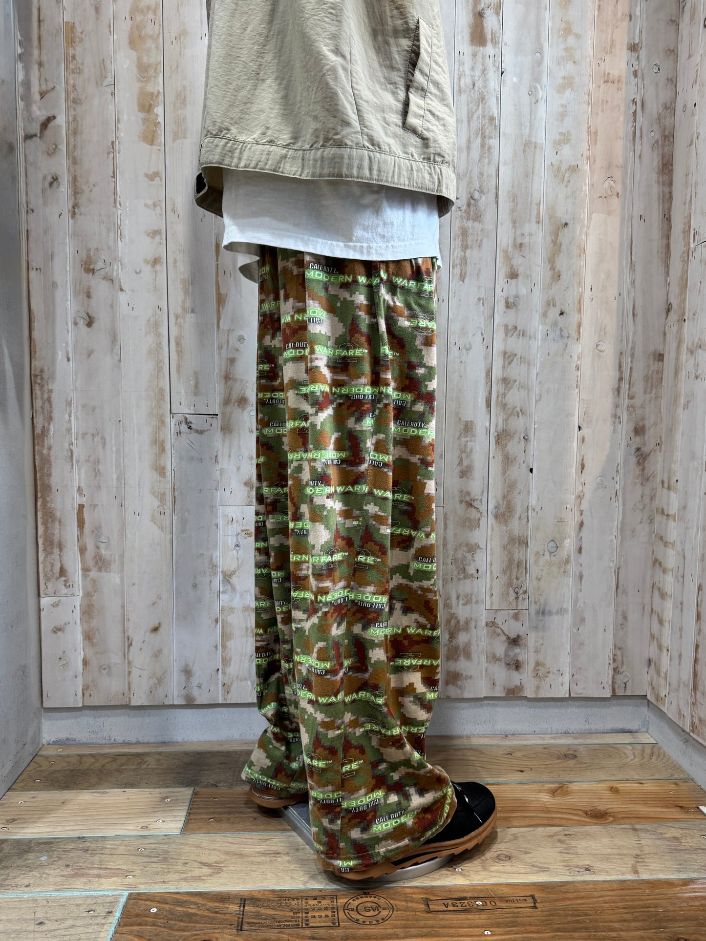 Call of Duty: Modern Warfare 2 EZ Pants