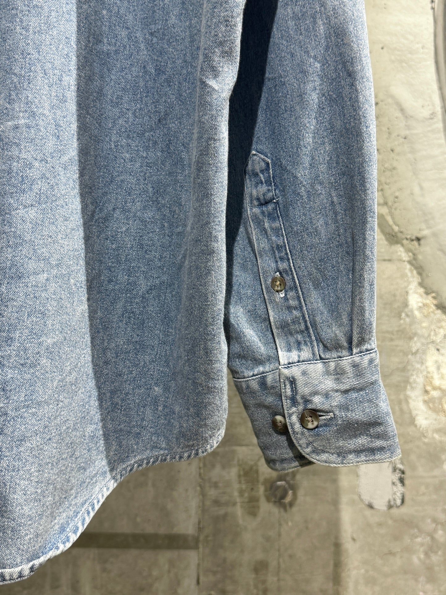 90s vintage DC Lightweight Denim Shirt