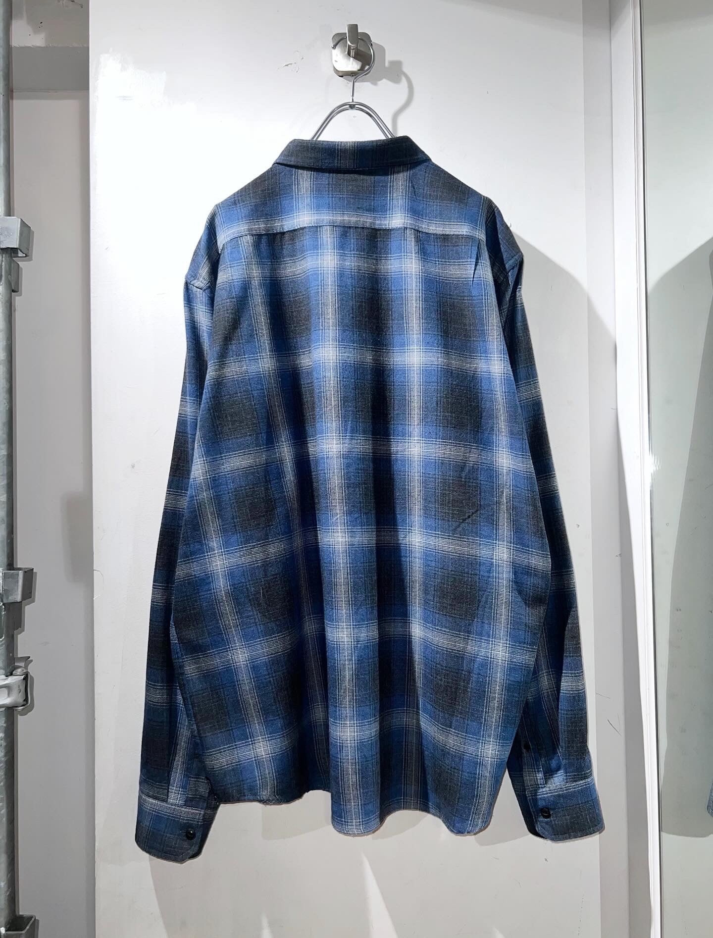 Comfort Weight Ombre Check L/S Shirt Oversized fit