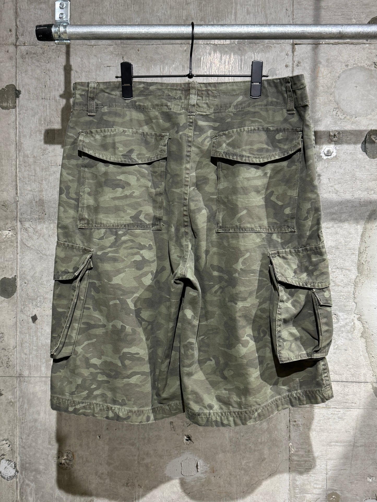Cabelas Camo WideLeg Cargo Shorts
