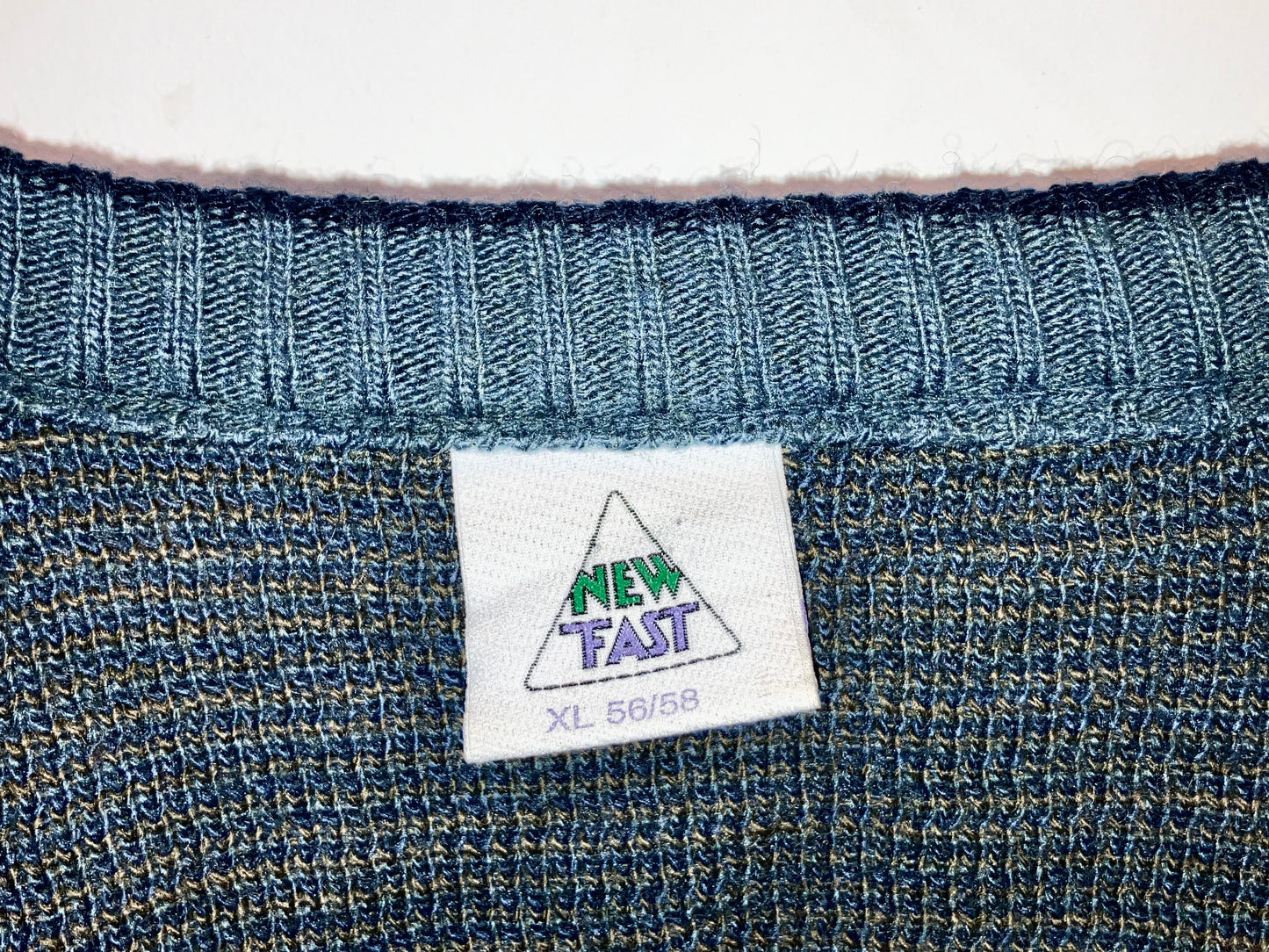 Old Design Knit Cardigan