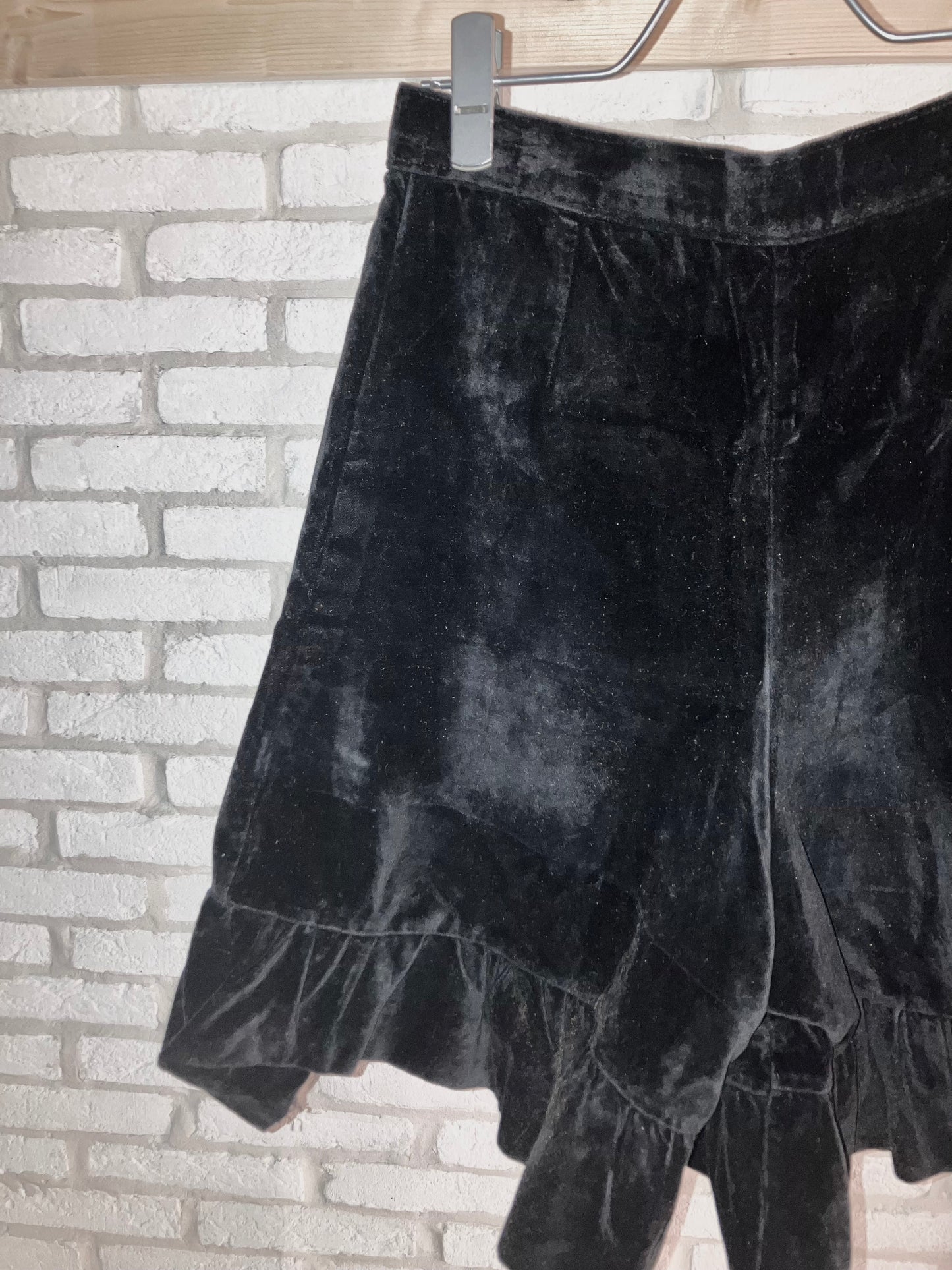 Vintage Velour Frill Shorts