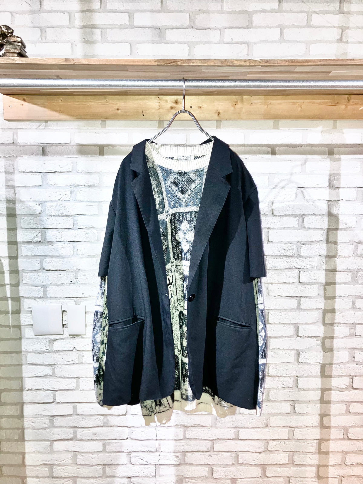 Old Design Knit