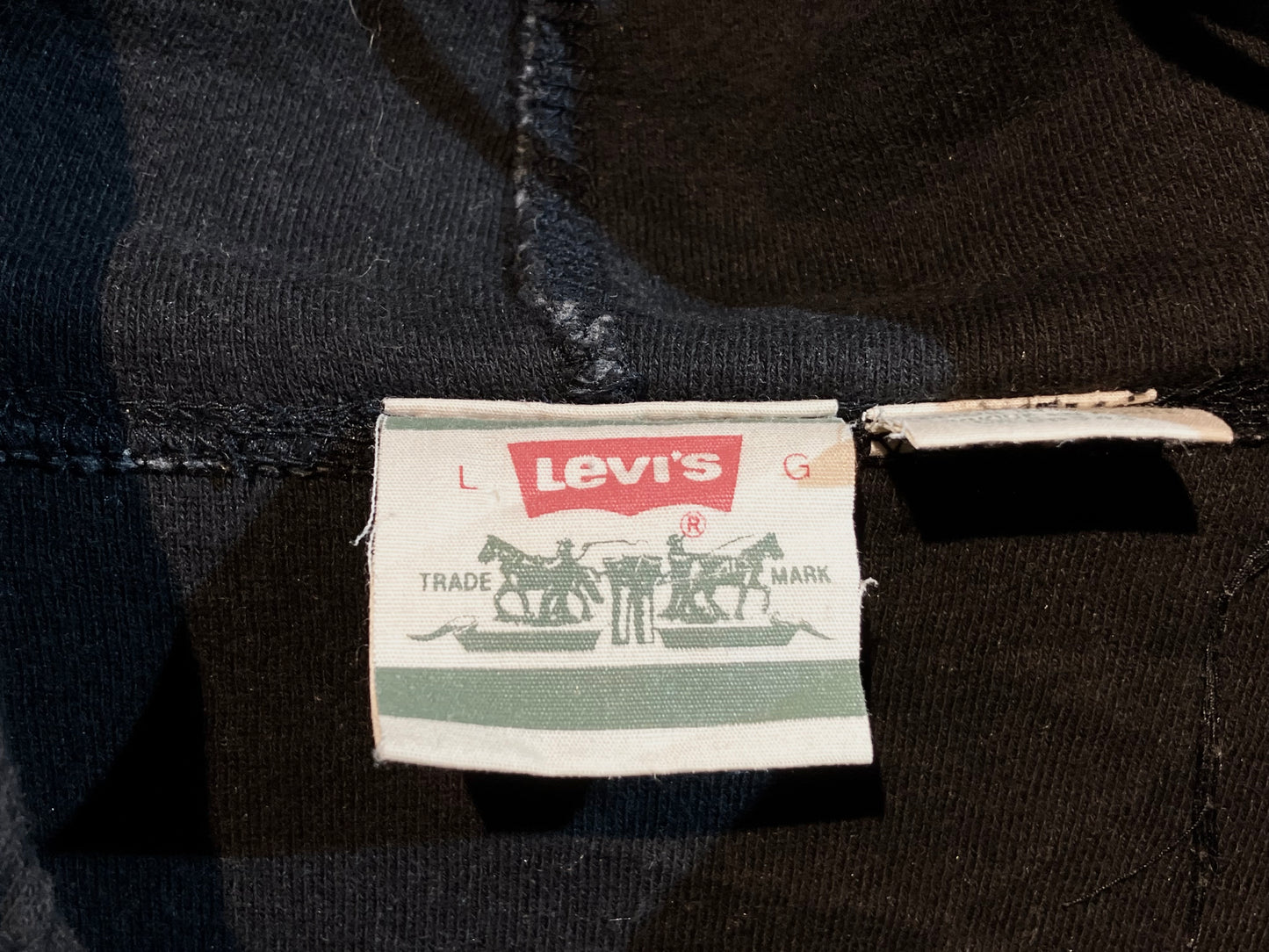 "Levi's" Old W Face Fleece Tops