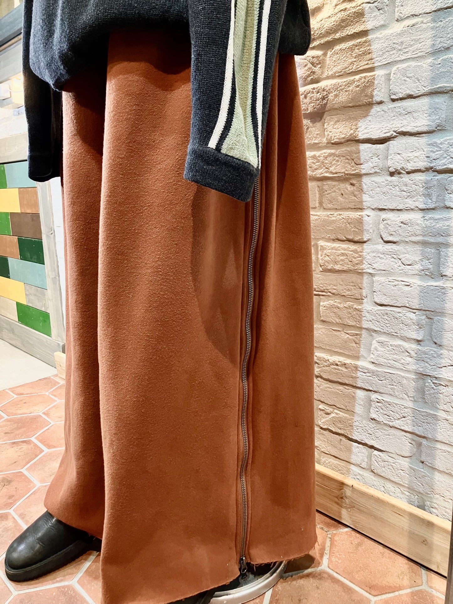 new Side Zip Super Wide Sweat Pants