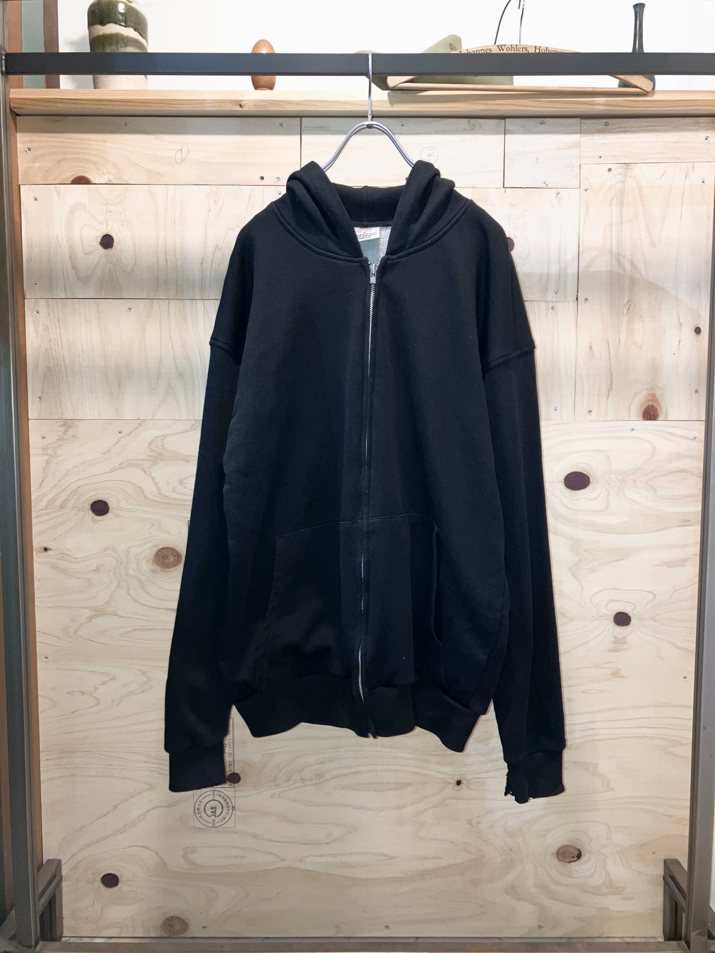 "PLUMA" Old Design Tharmal Liner Zip Up Hoodie
