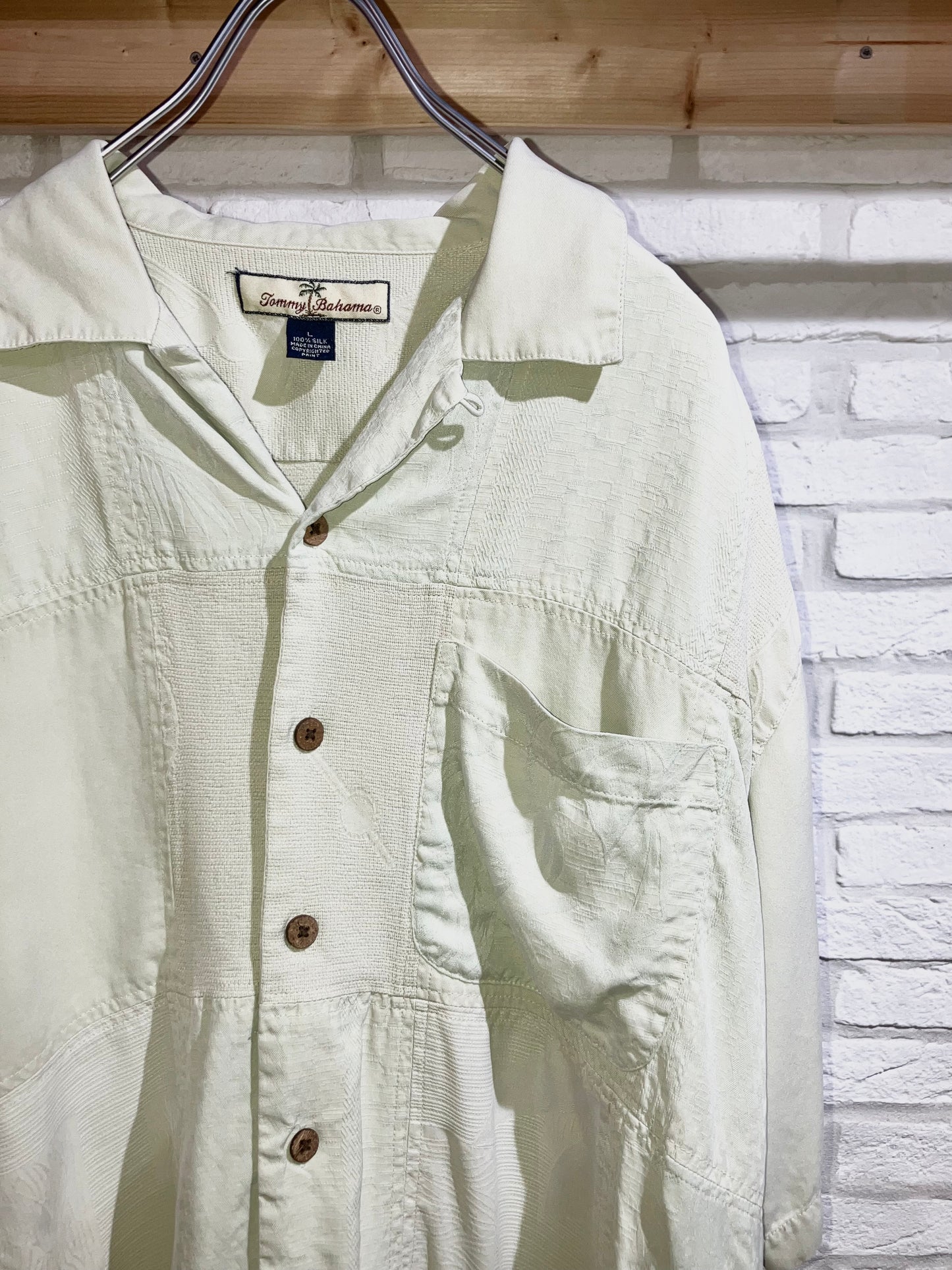 "Tommy Bahama" Old Design Silk Shirt