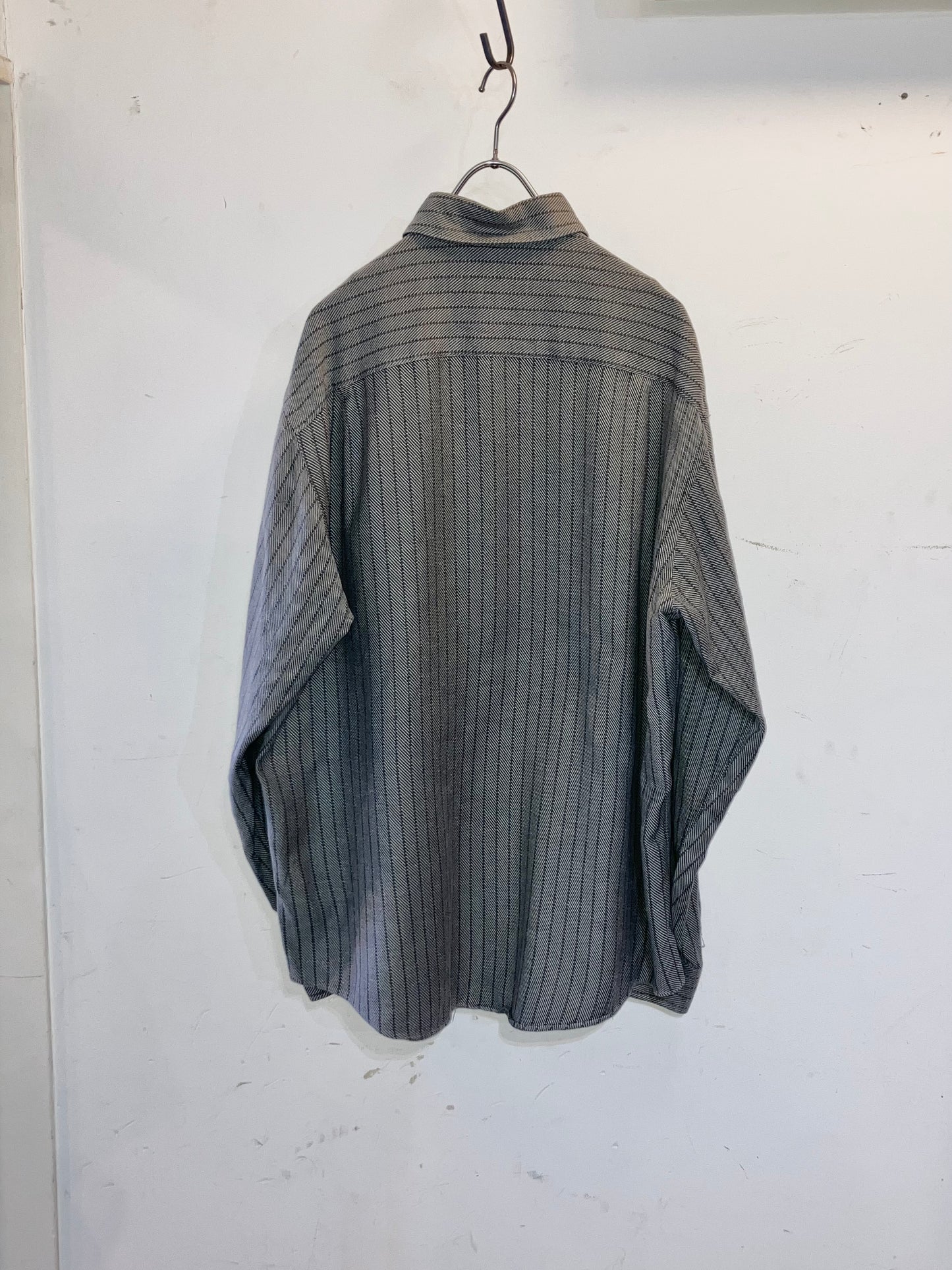 "SAKS FIFTH AVENUE" Old Stripe Shirt