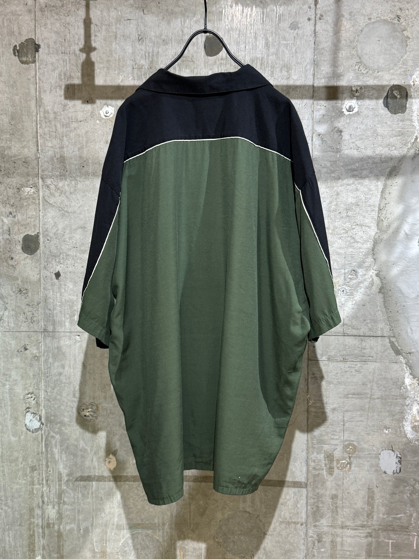 00s Vintage Rayon Colorblock Shirt
