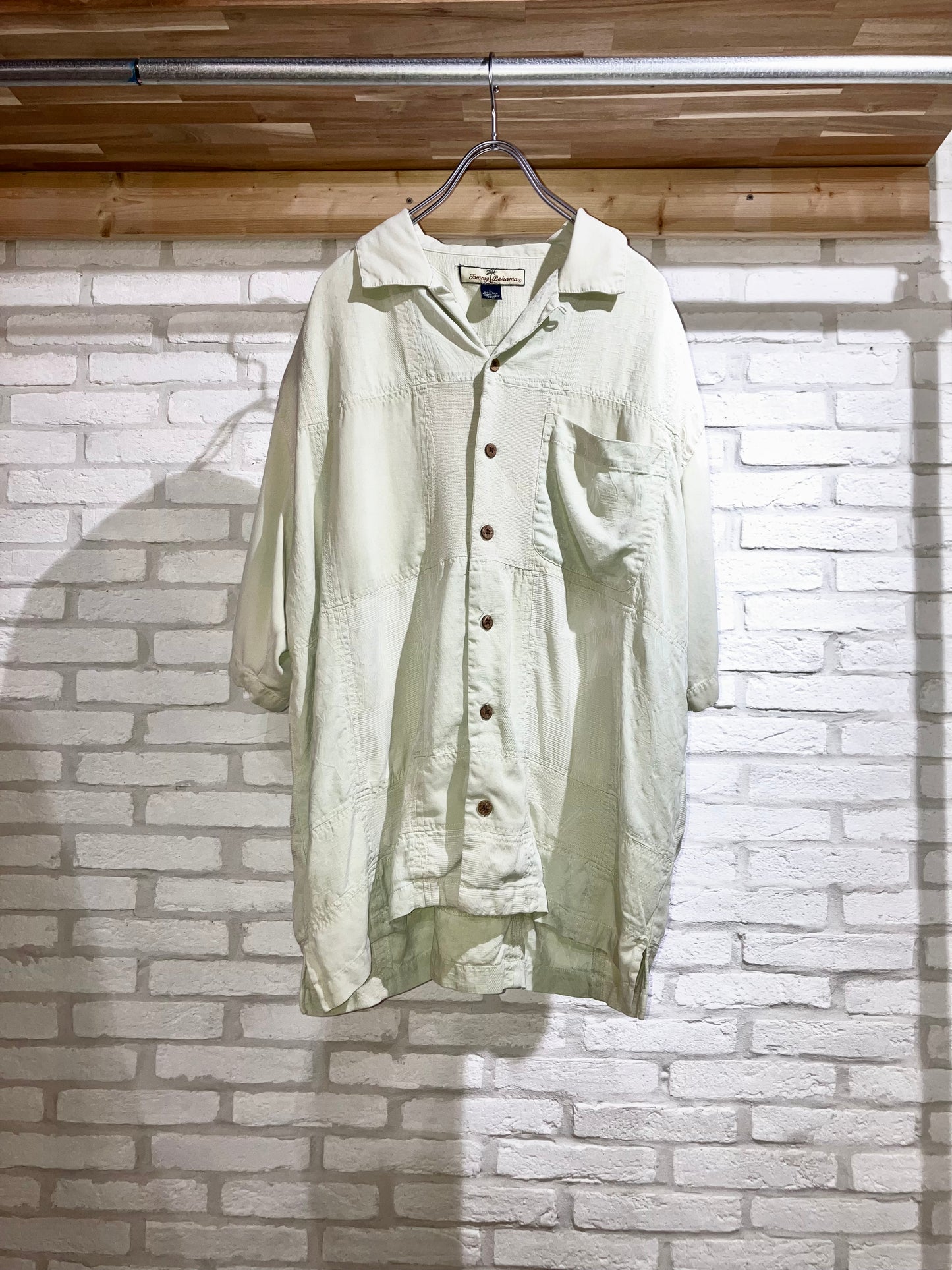 "Tommy Bahama" Old Design Silk Shirt