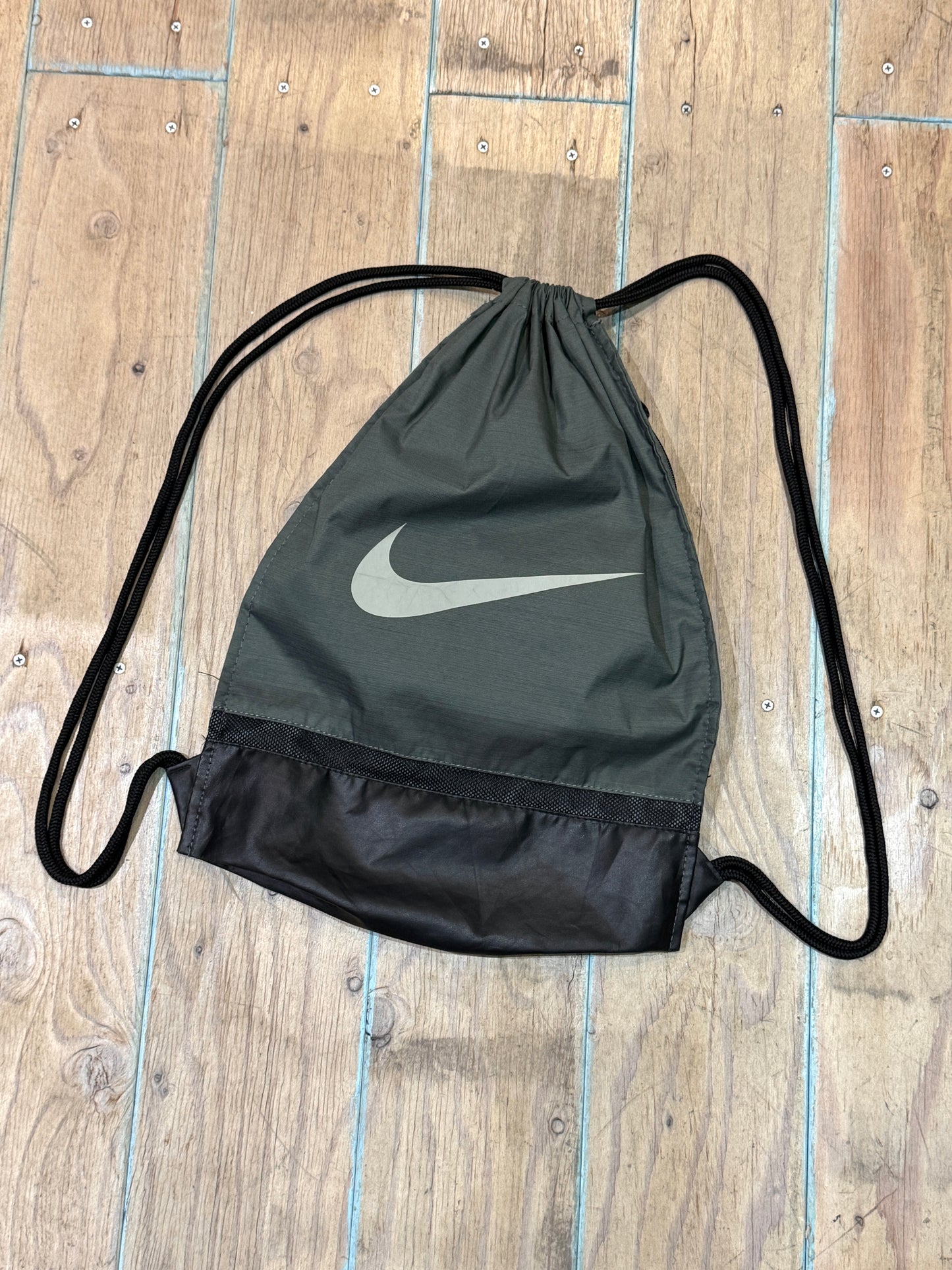 Nike Two Pocket Sack