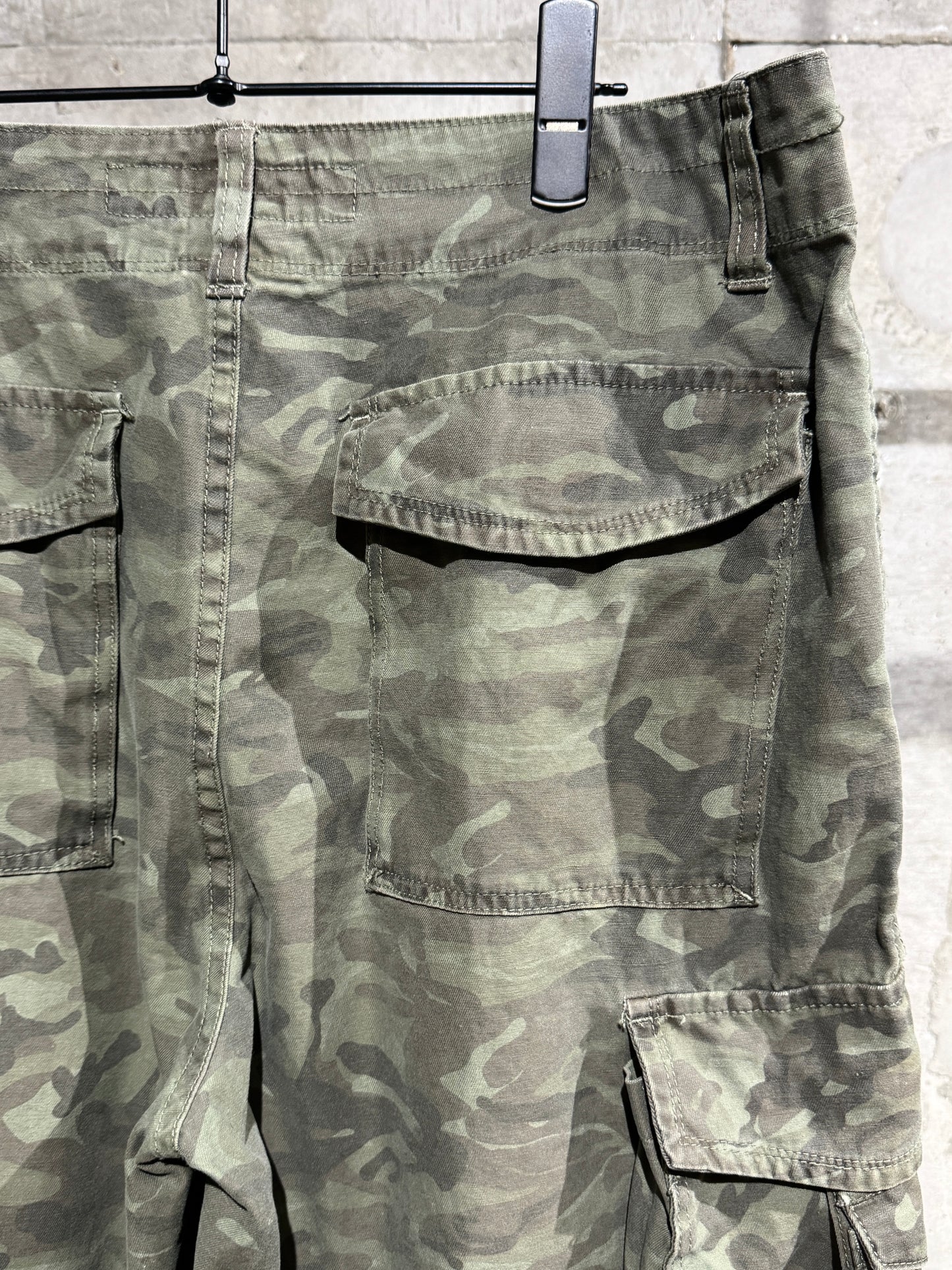 Cabelas Camo WideLeg Cargo Shorts
