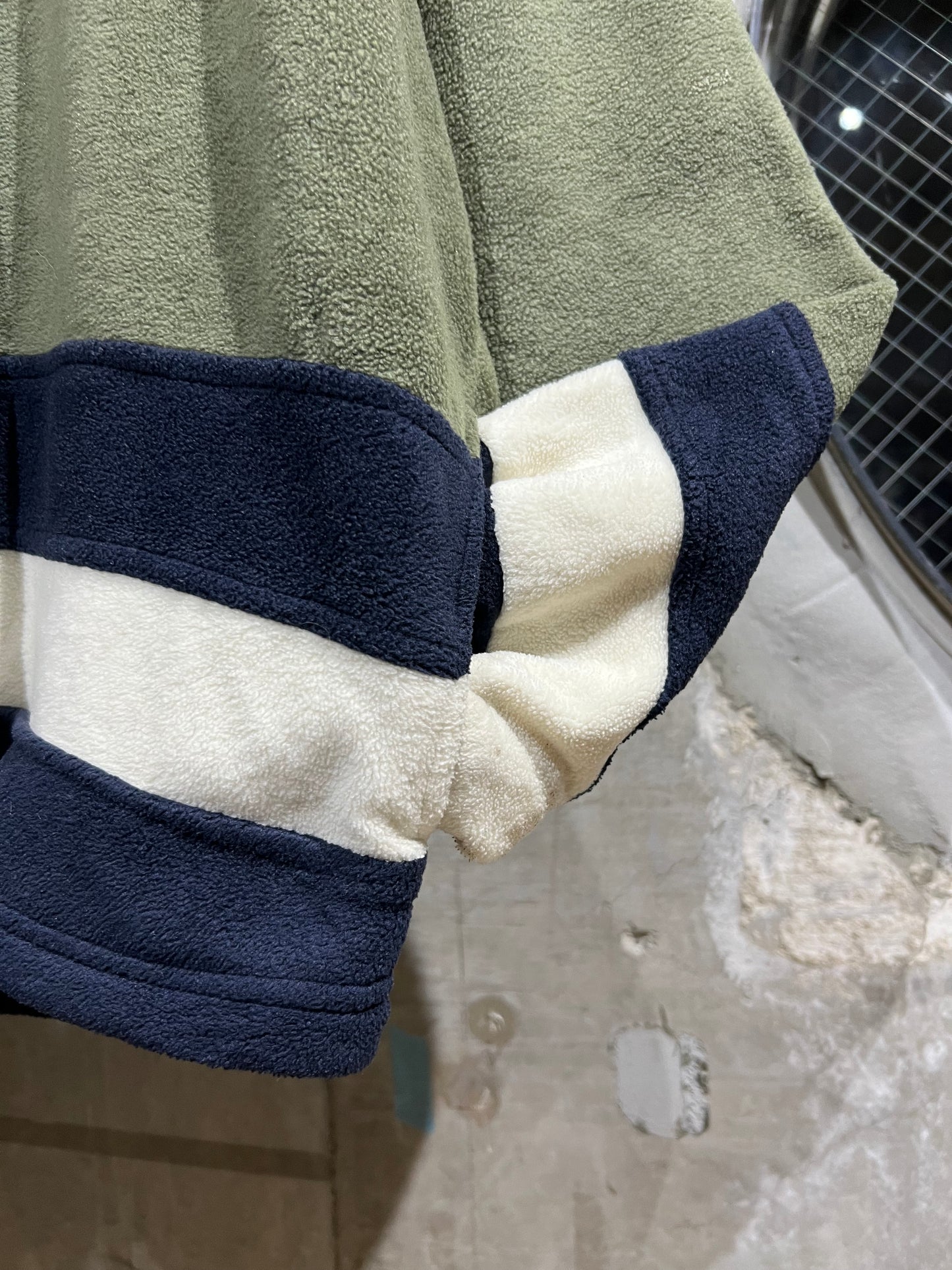 00s Fleecer Colorblock Hoodie