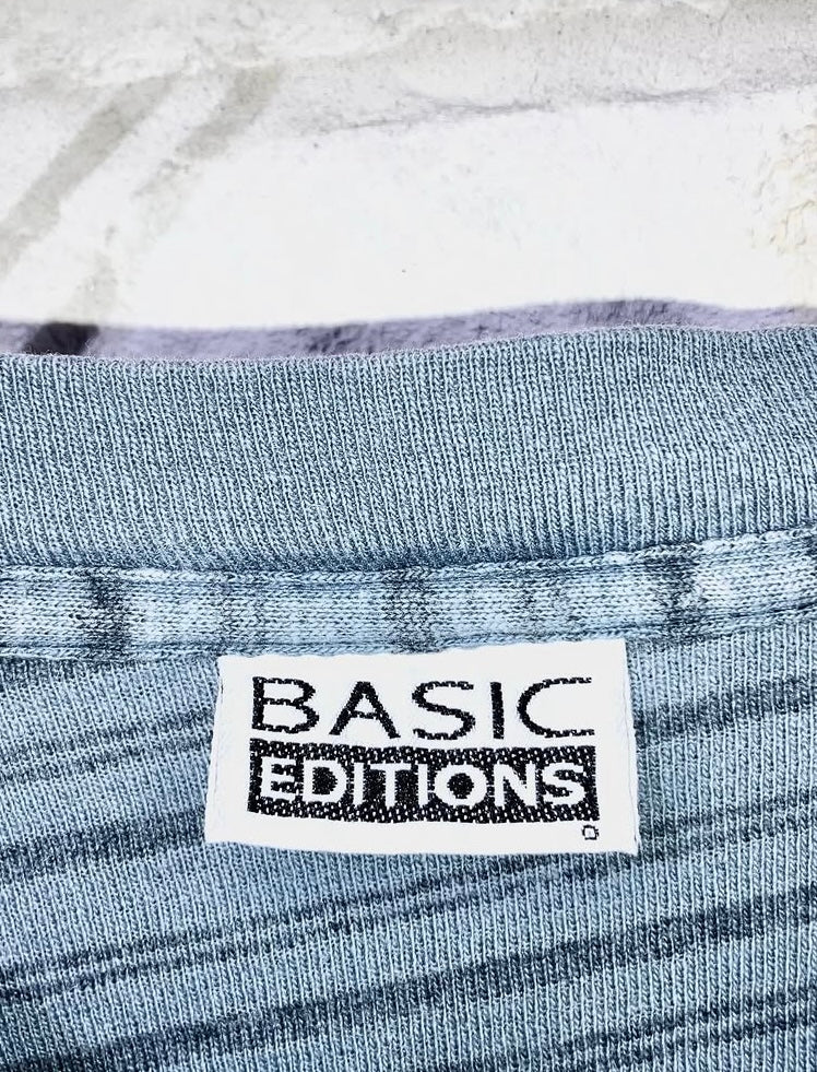 Old Oversized Border Tee