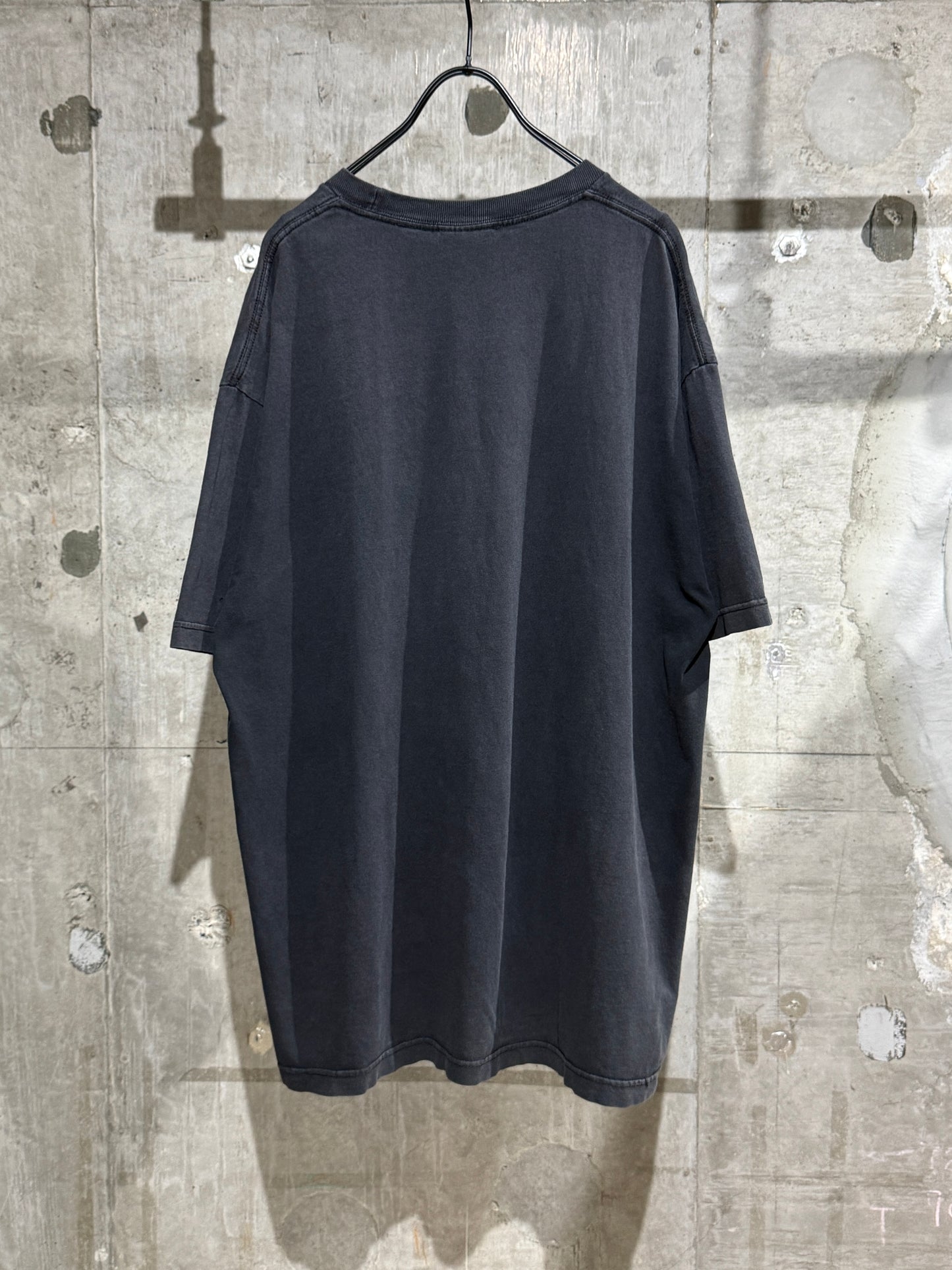 00s Famous Stars & Straps Tee