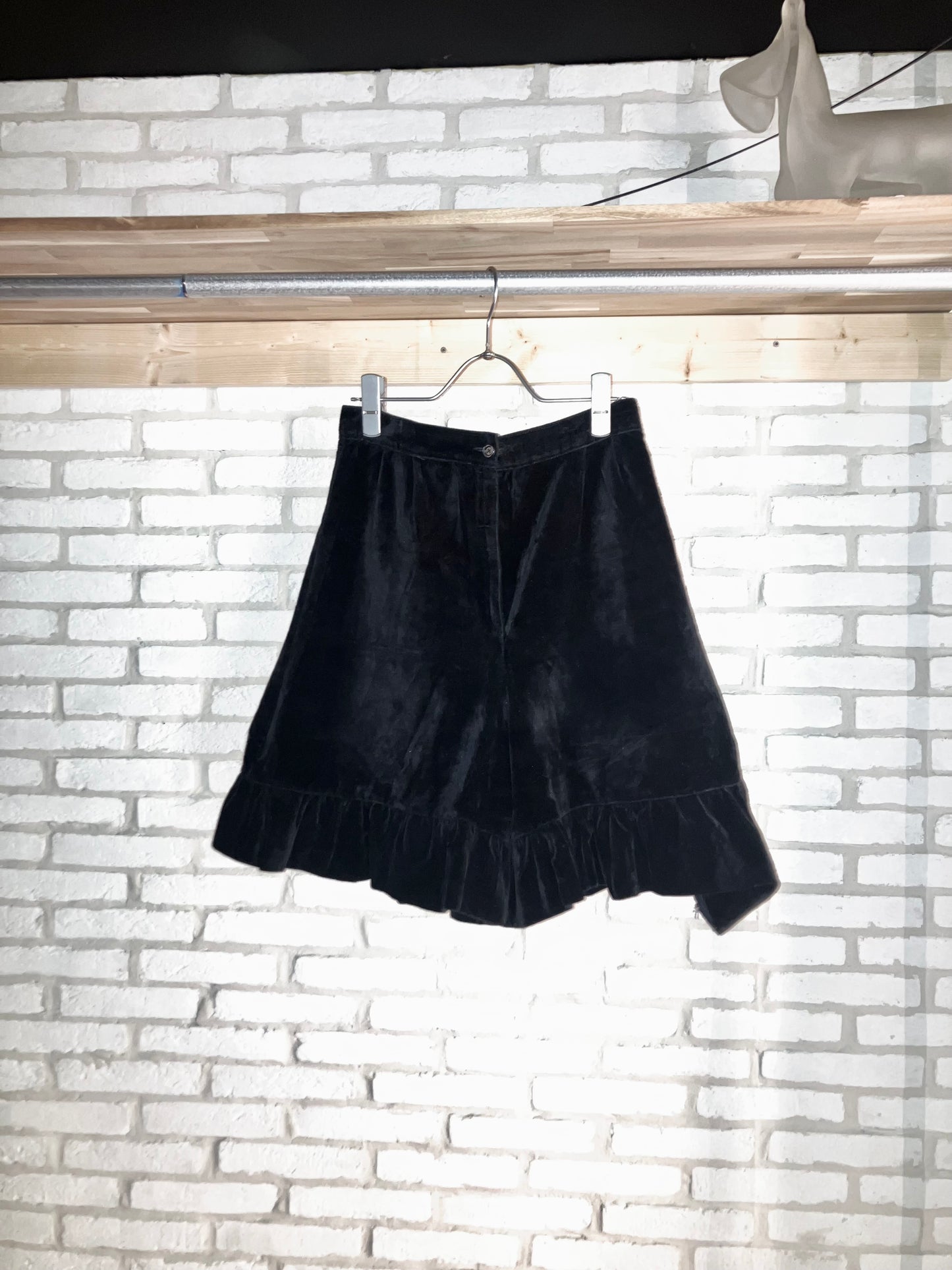 Vintage Velour Frill Shorts