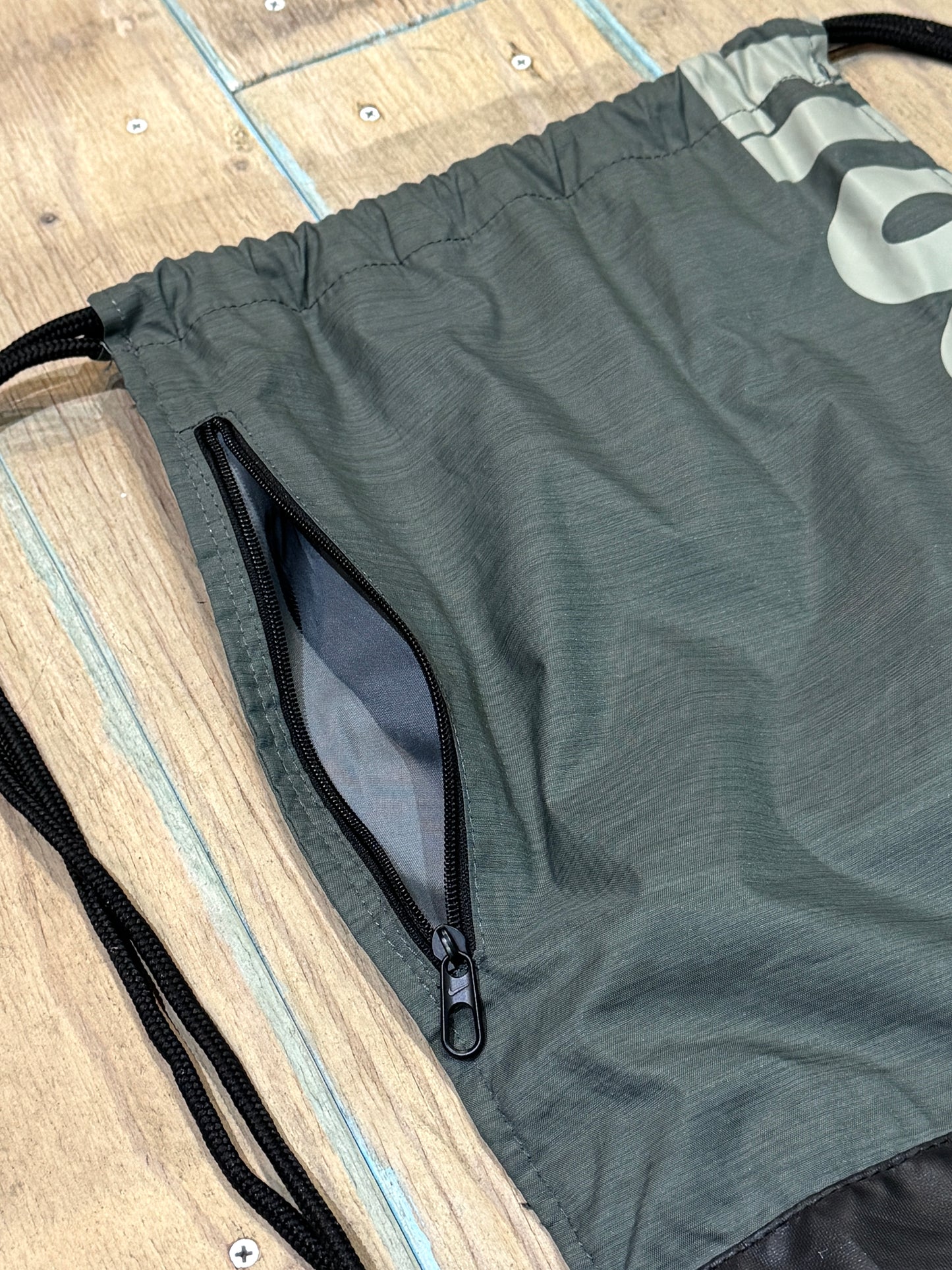 Nike Two Pocket Sack