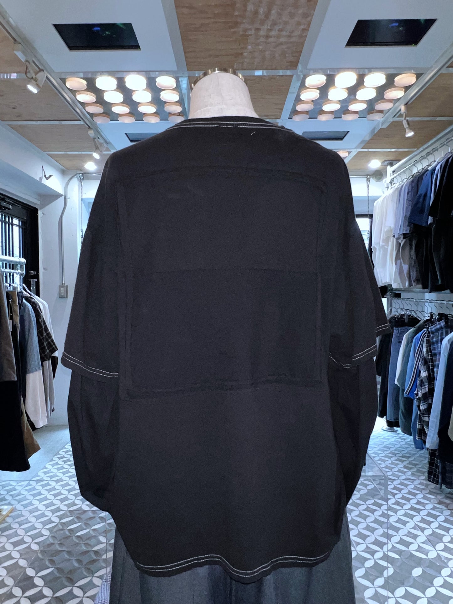 REMAKEBYK CUT OUT L/S TEE