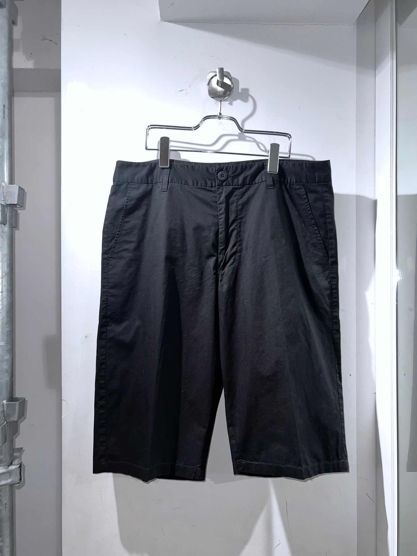 Sean John Comfort Weight Cropped Pants