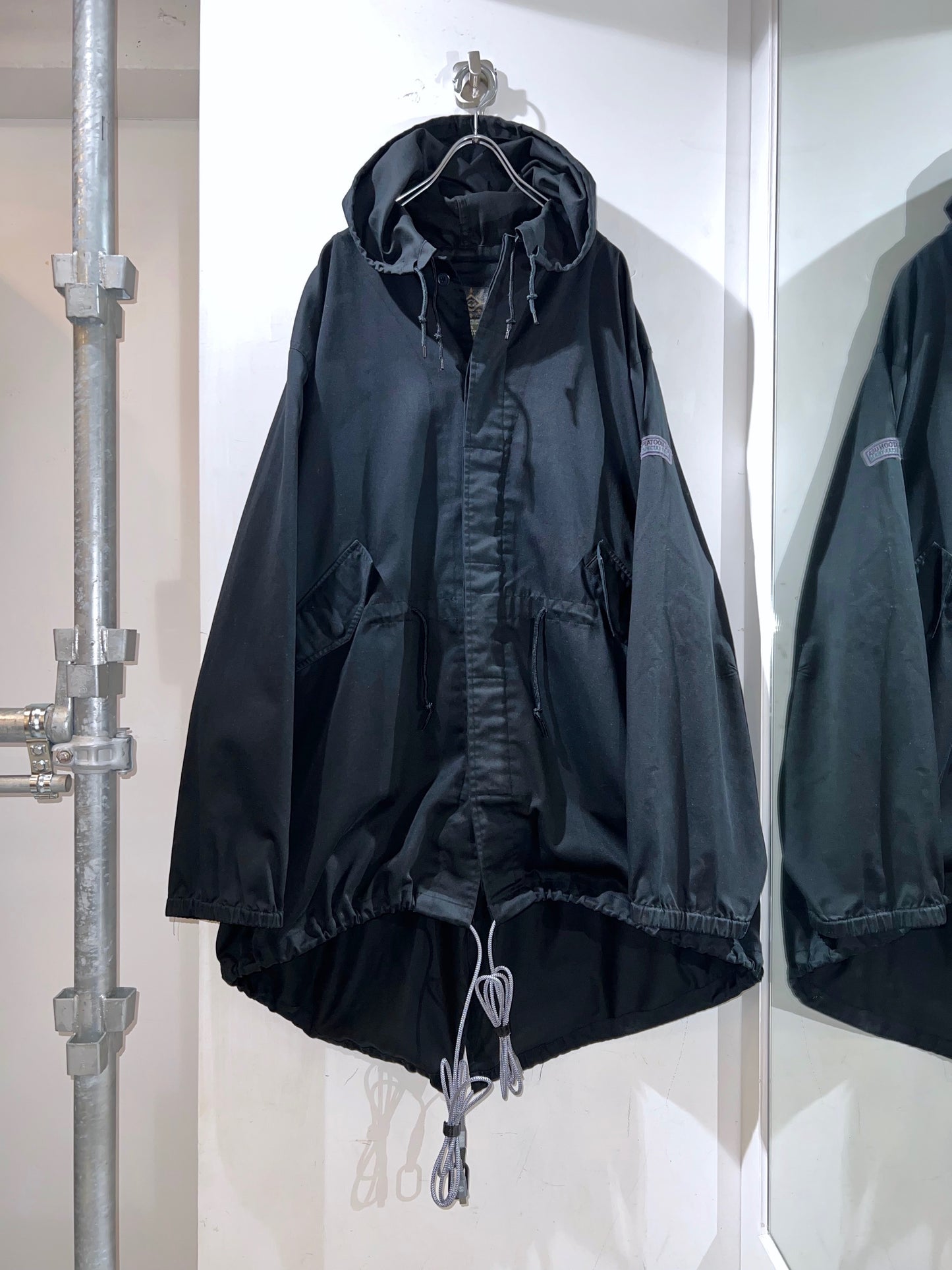 'CLEAR-EYED' Circult Tail Parka