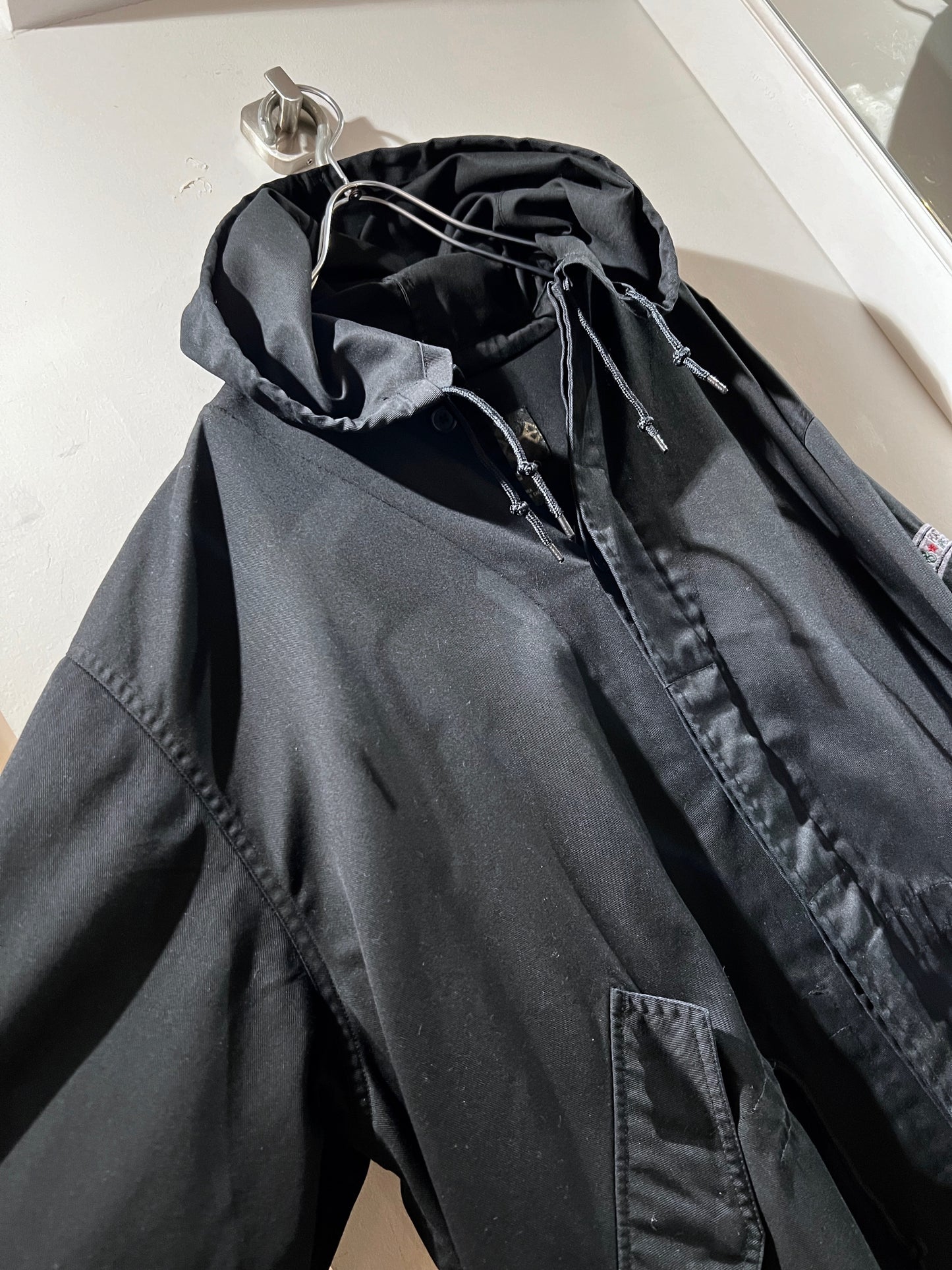 'CLEAR-EYED' Circult Tail Parka