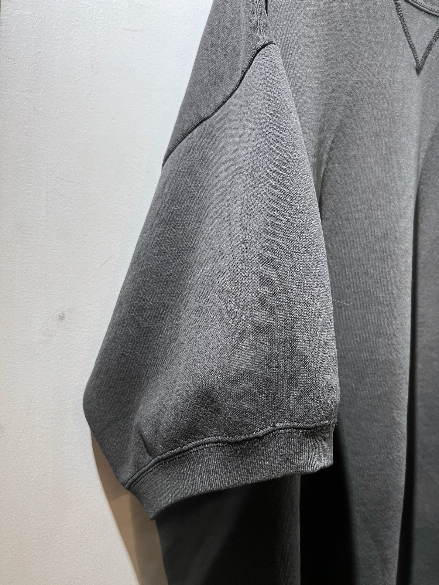Vinatge Short Sleeve Crewneck Sweatshirt