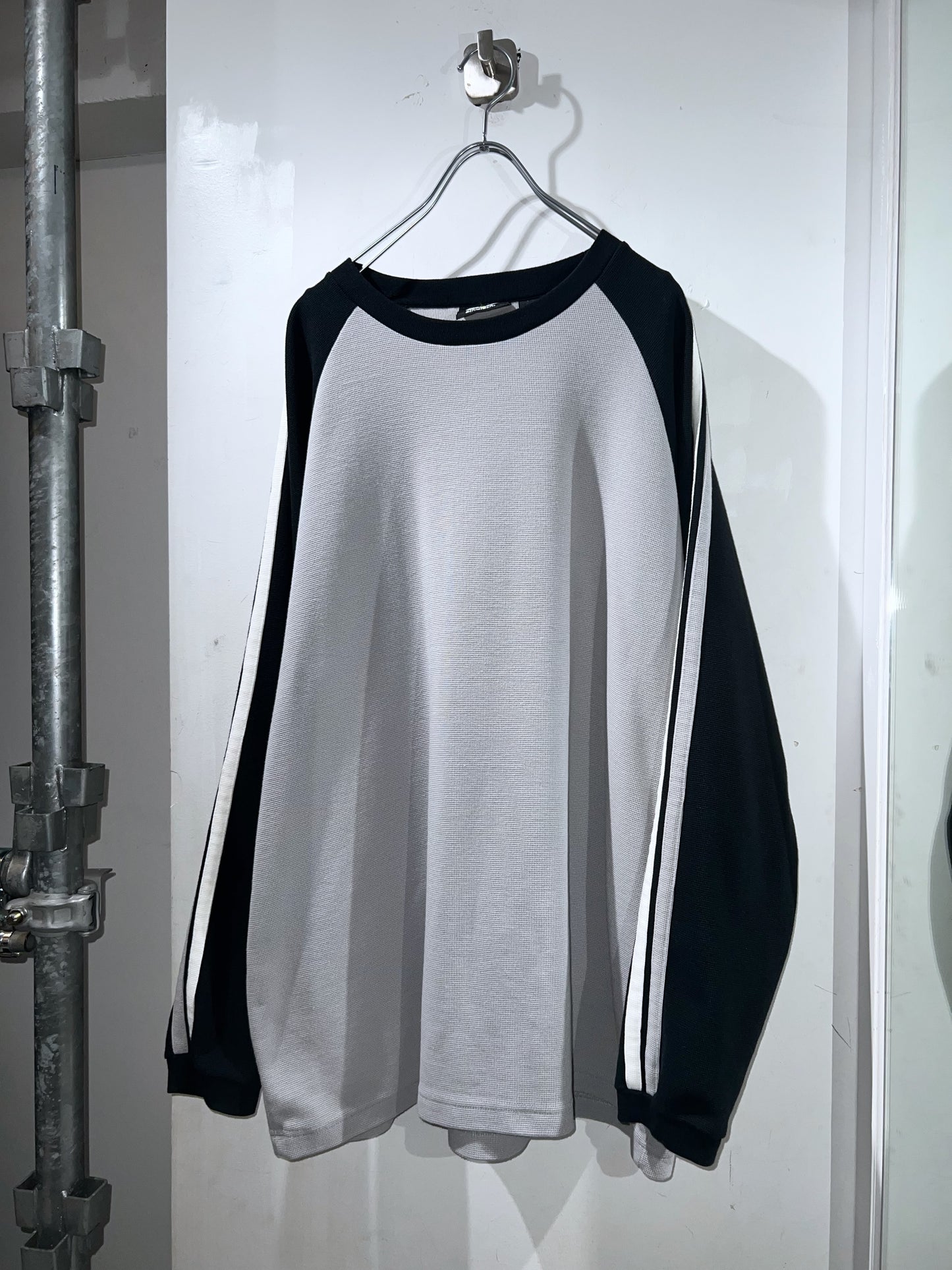 00s Oversized Raglan Shirt